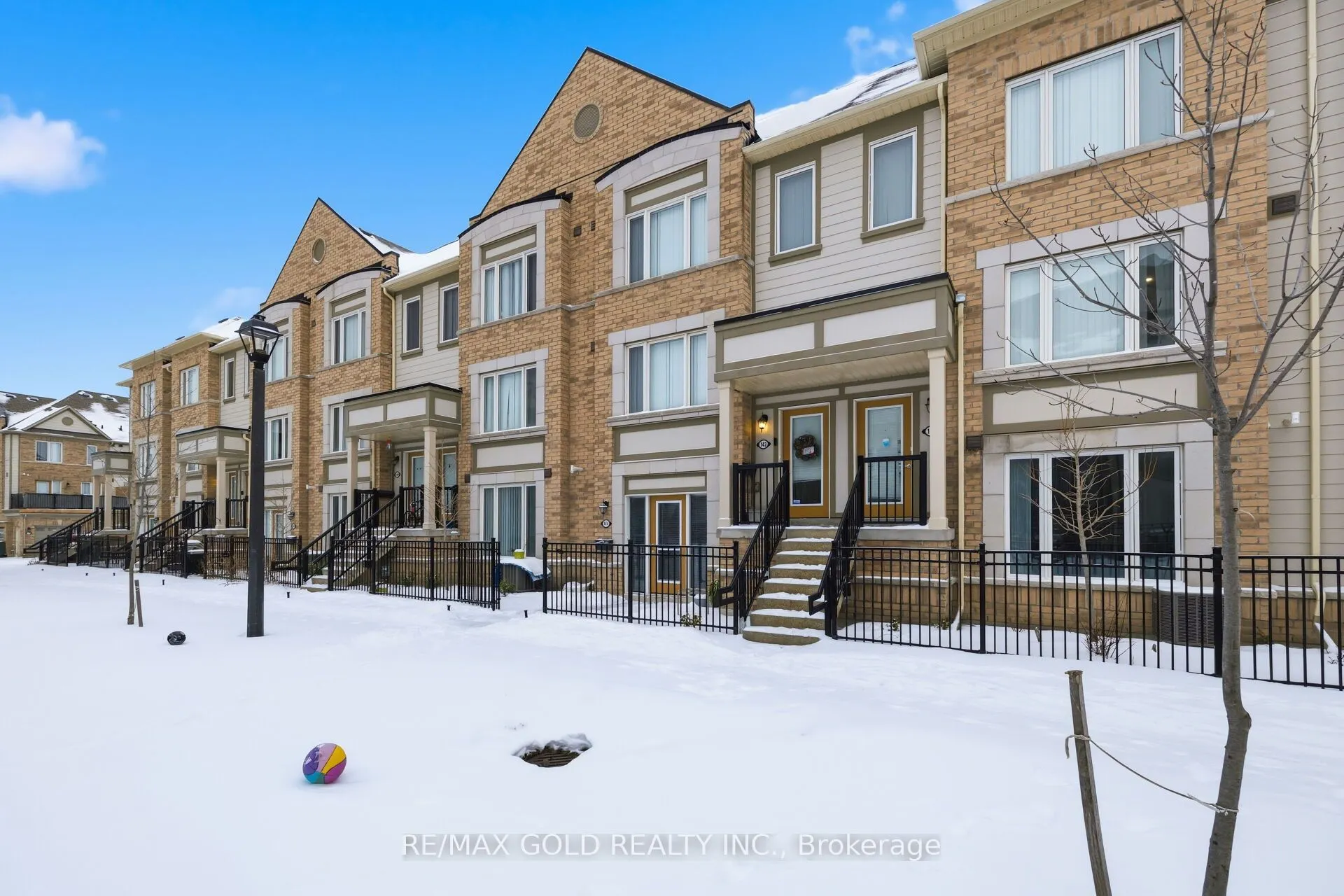 1 Beckenrose Court #144