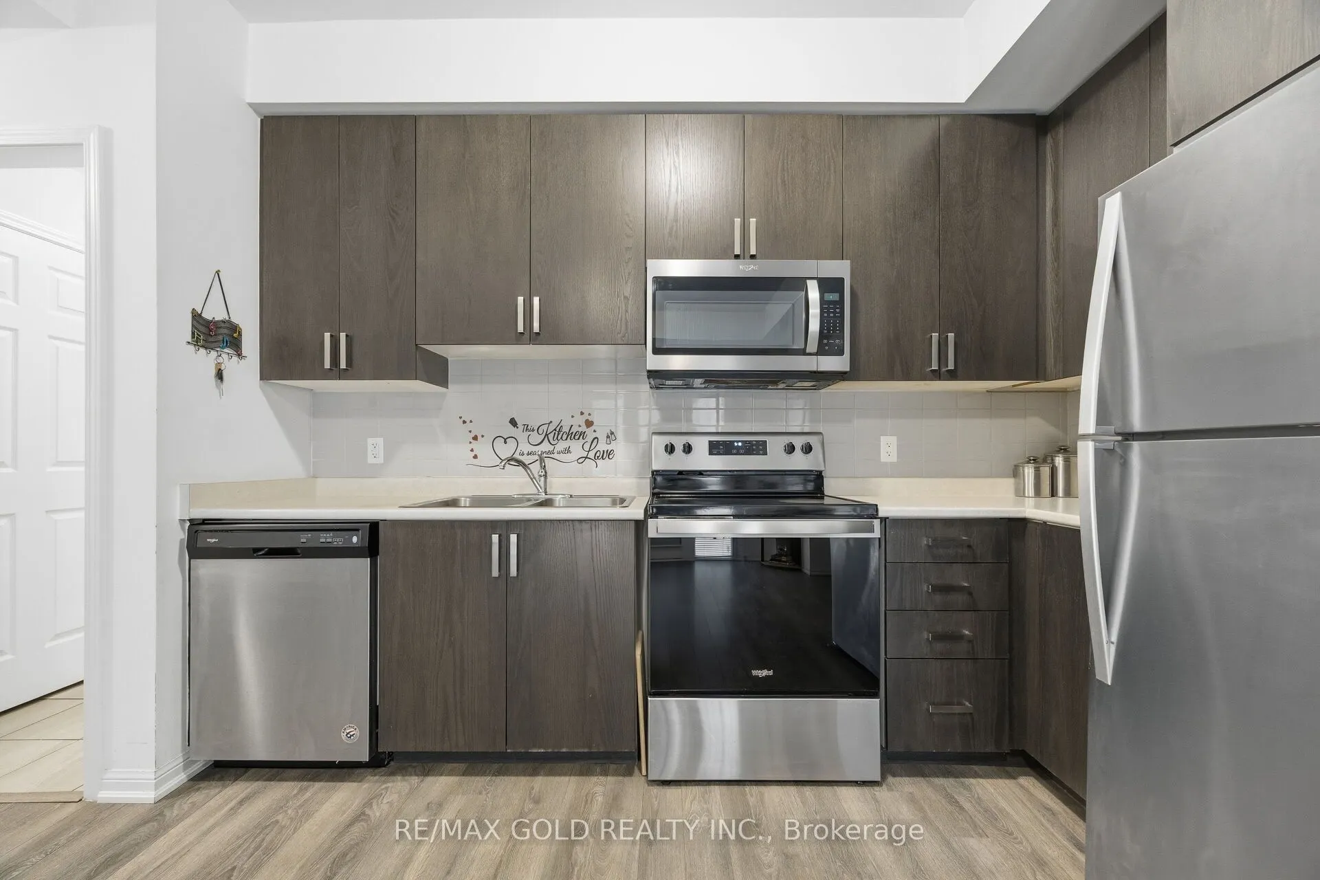 1 Beckenrose Court #144