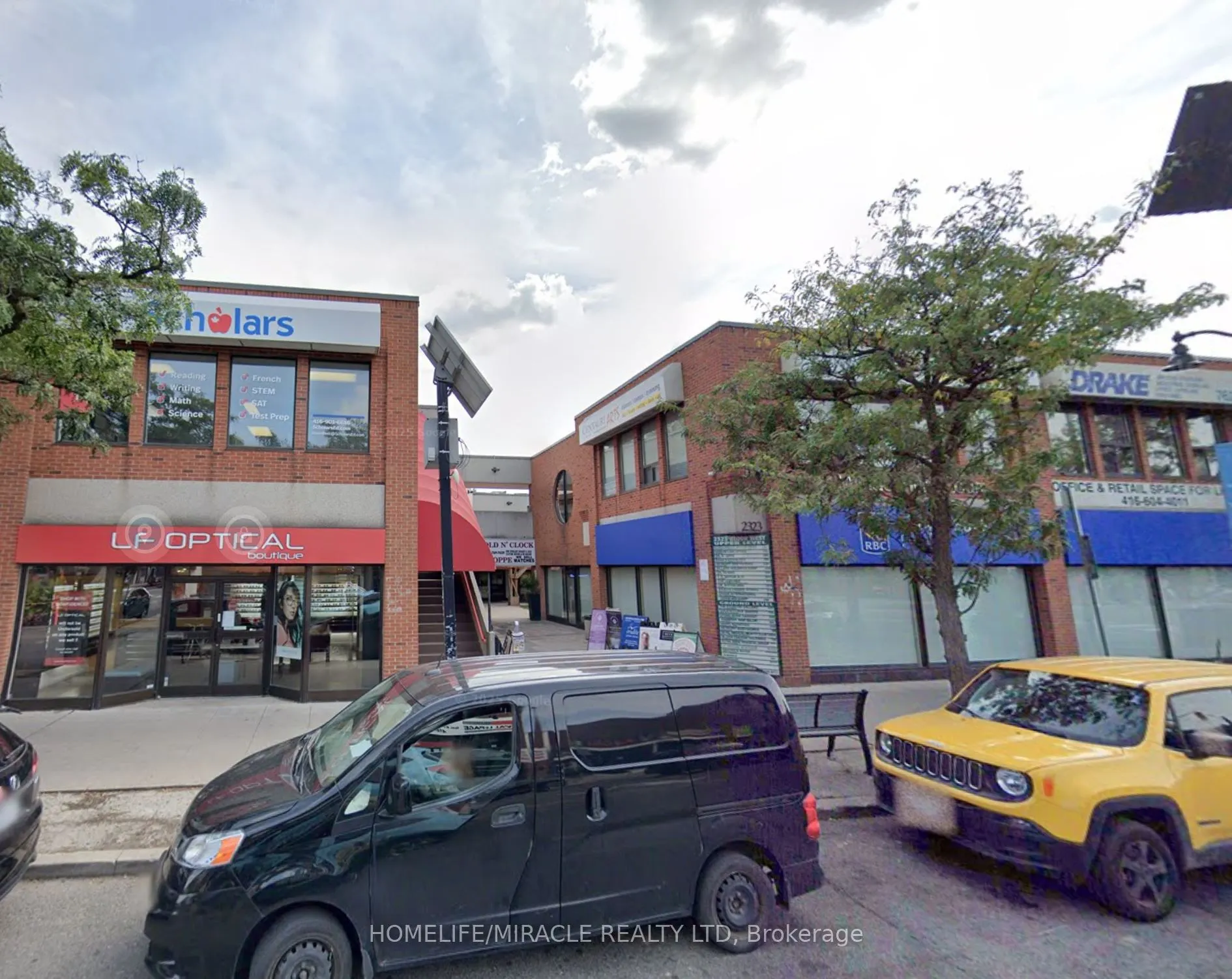 2323 Bloor Street W
