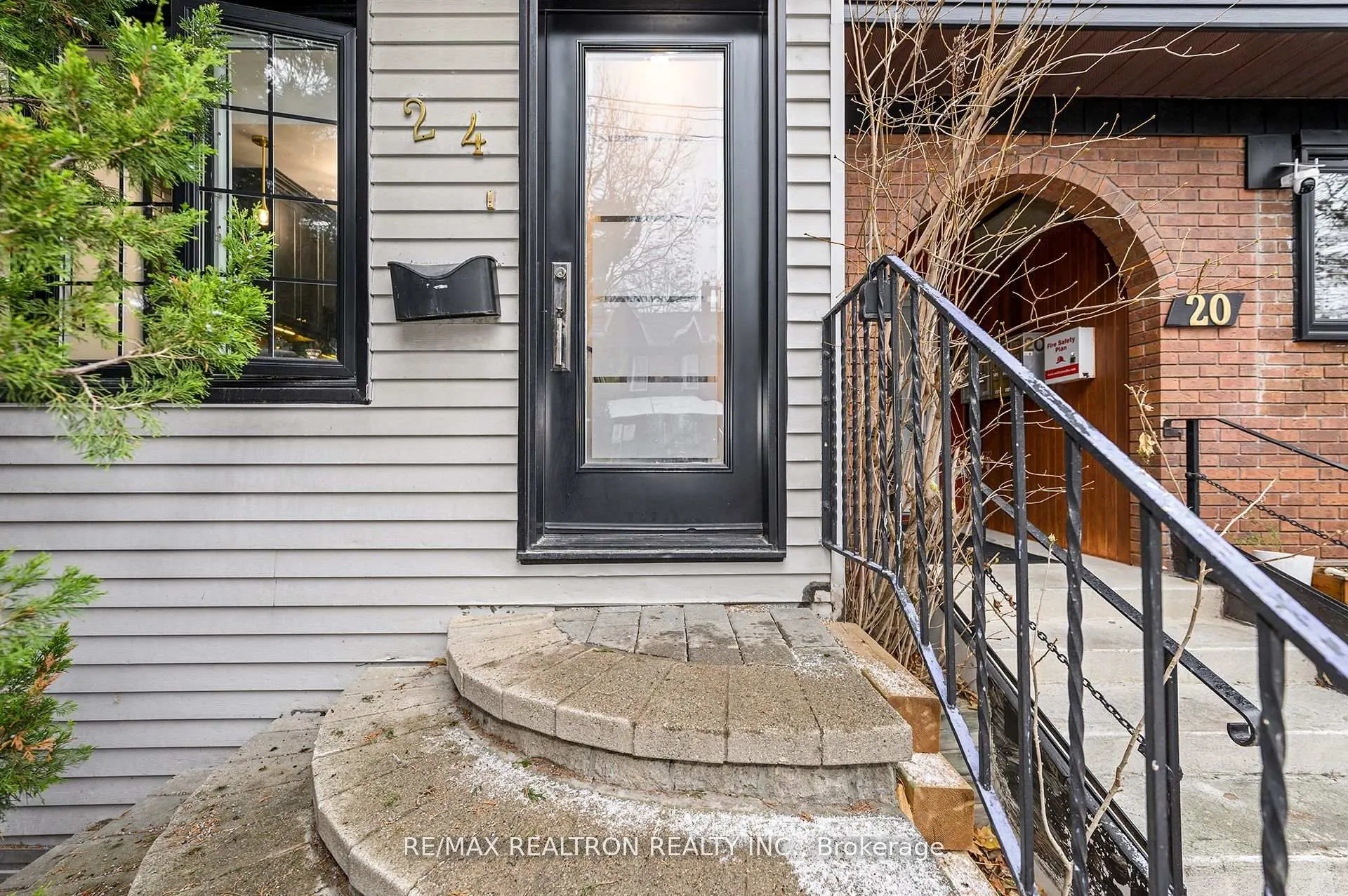 24 Marion Street