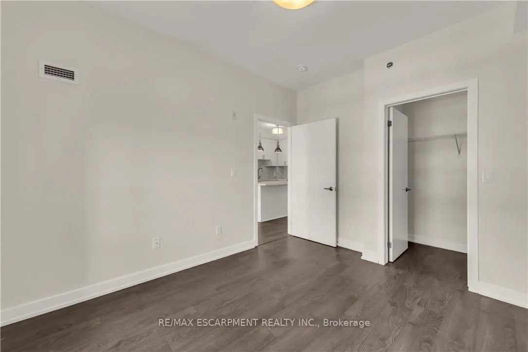 2486 Old Bronte Road #520