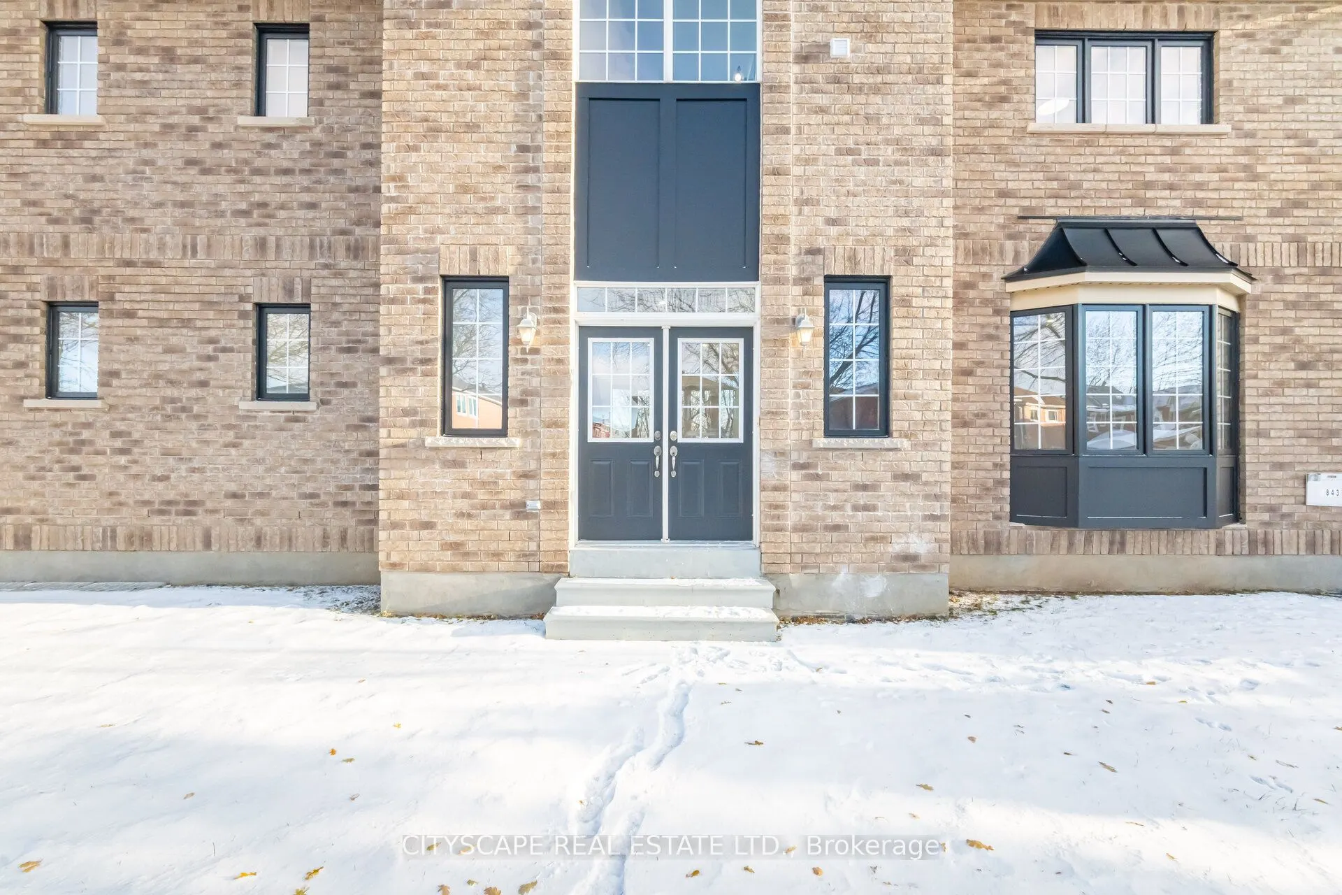 5843 Prairie Circle