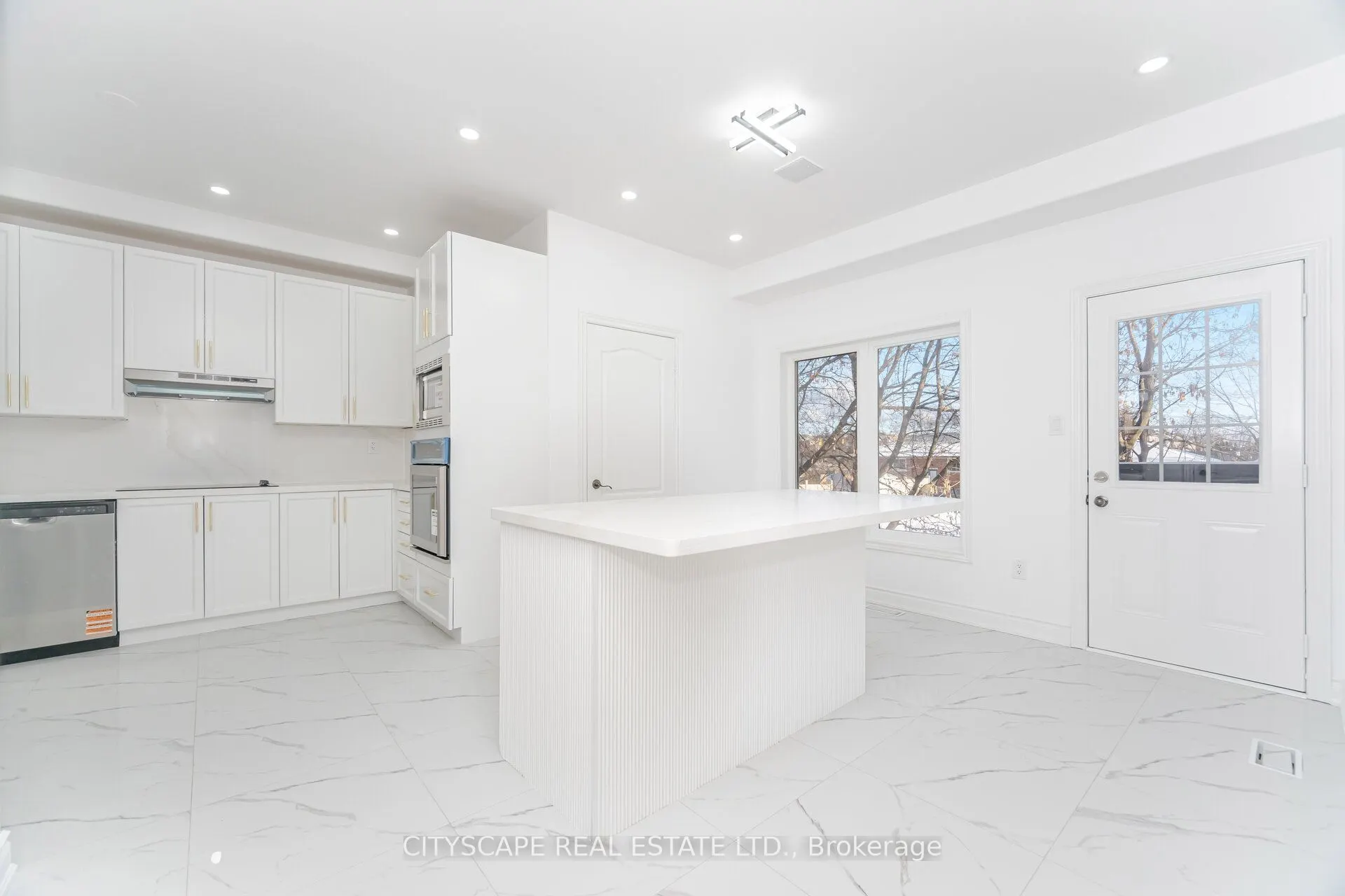 5843 Prairie Circle