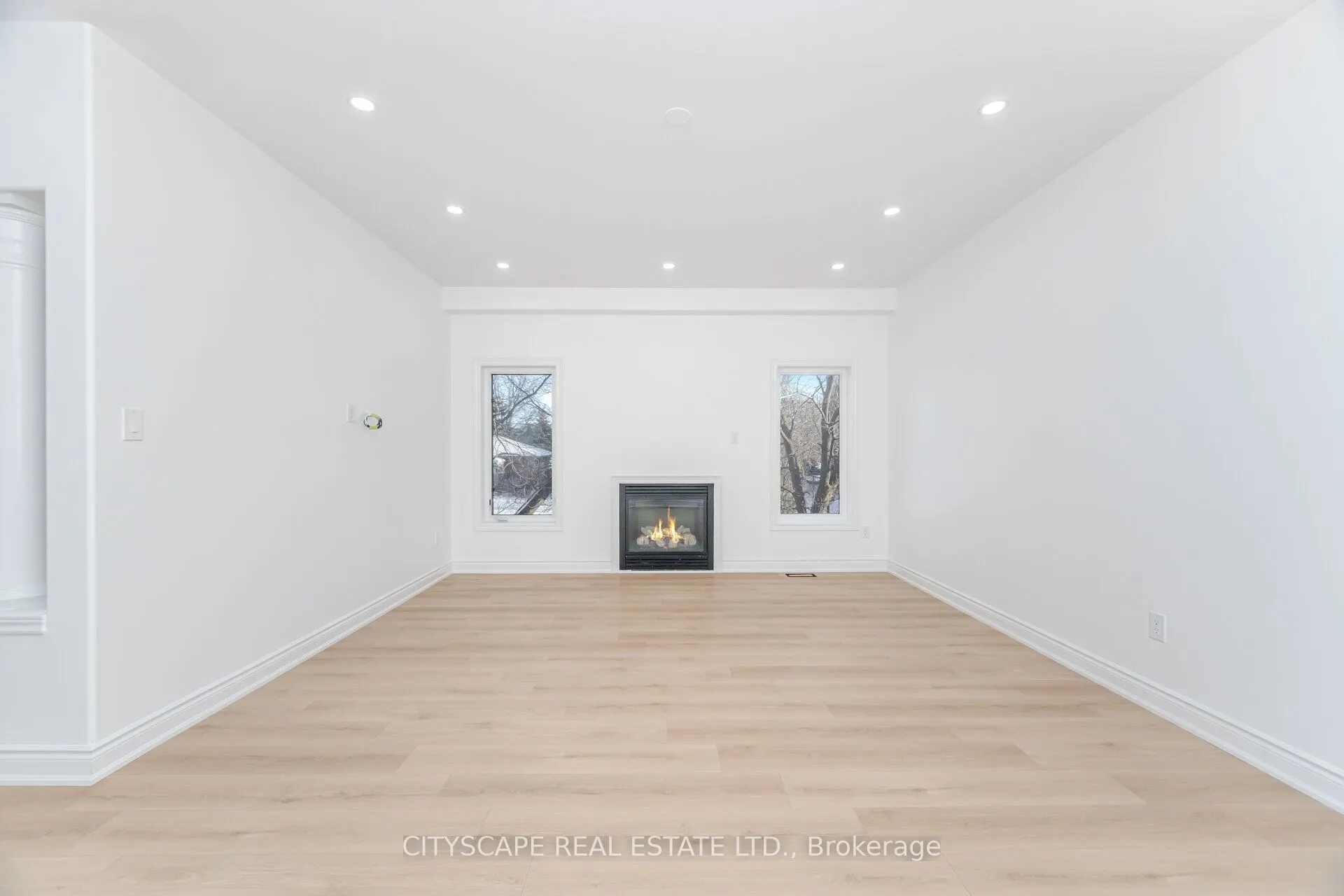 5843 Prairie Circle