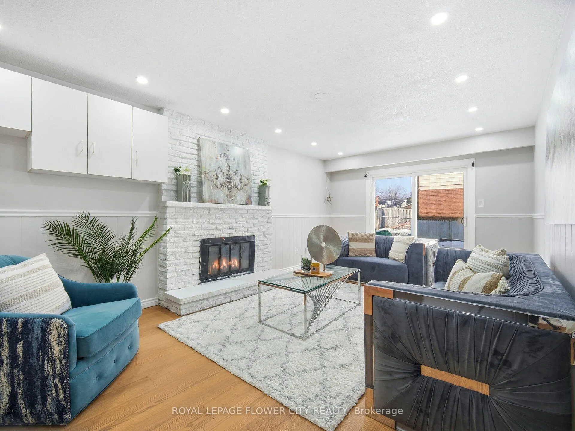 25 Abell Drive