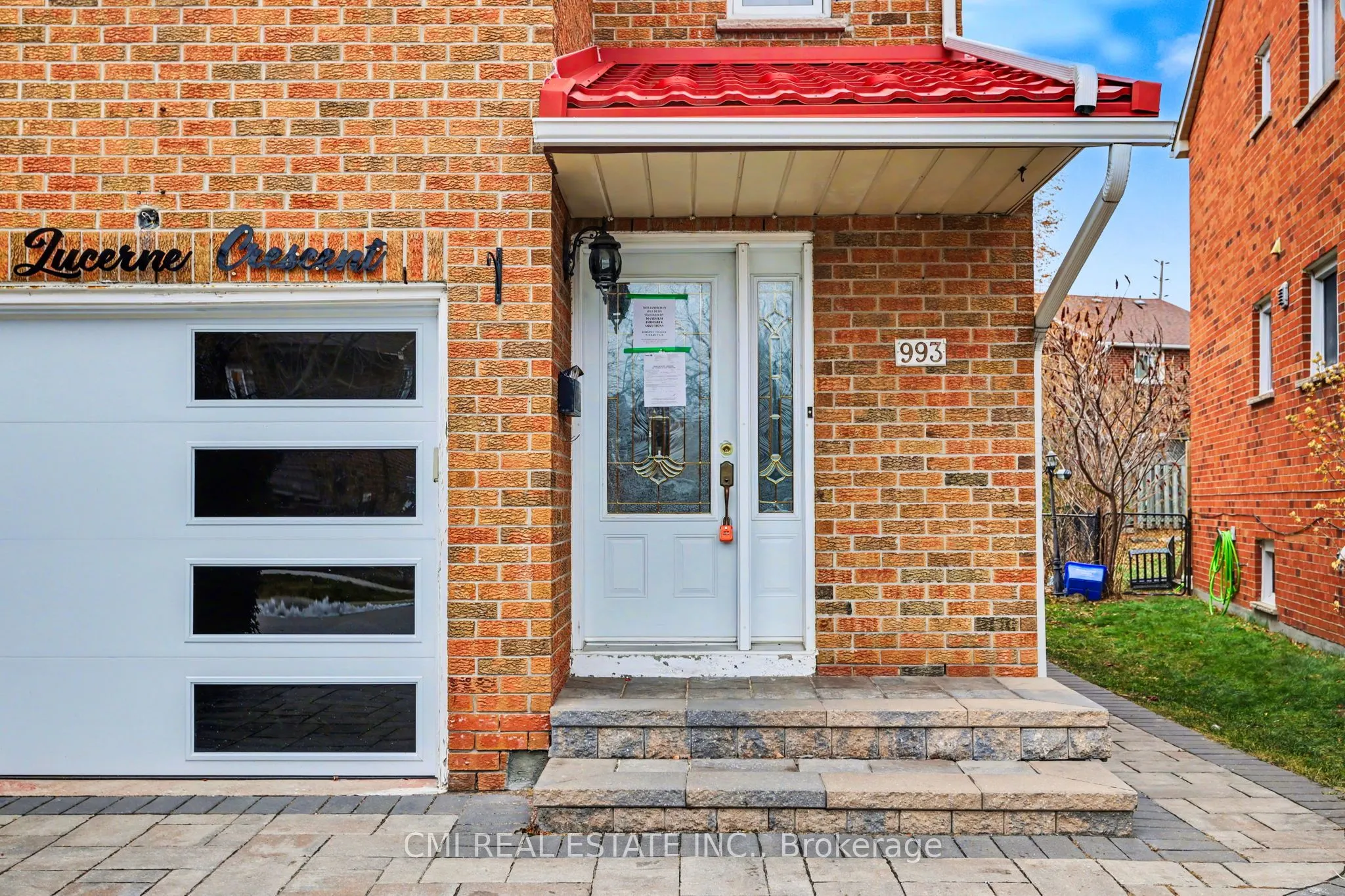 993 Lucerne Crescent