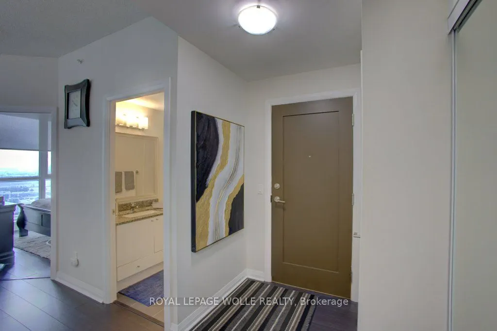75 Eglinton Avenue W #1601