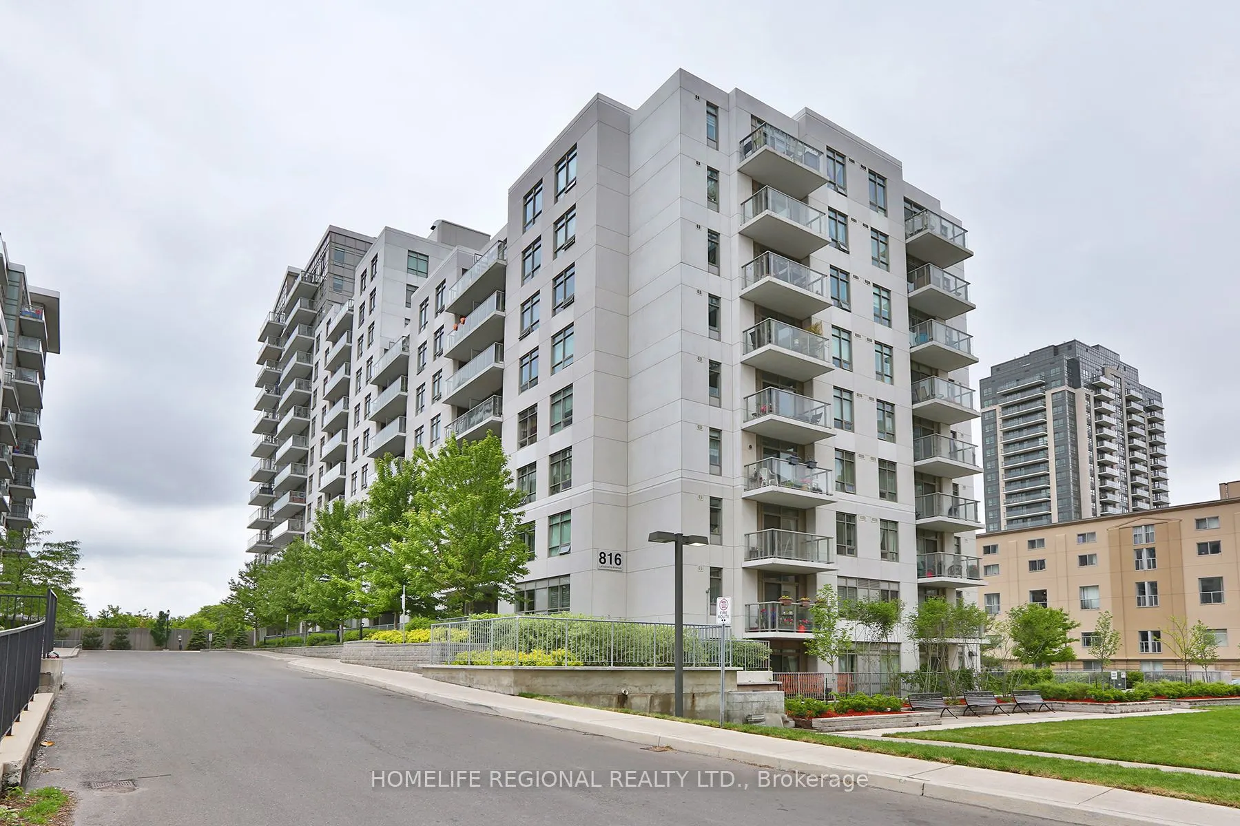 816 Lansdowne Avenue #1015