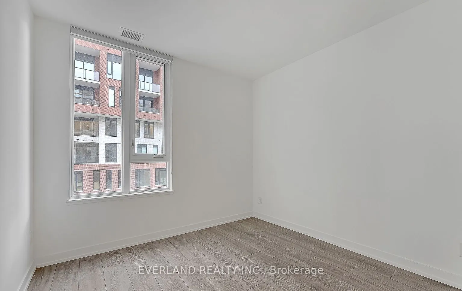 3100 keele Street #304