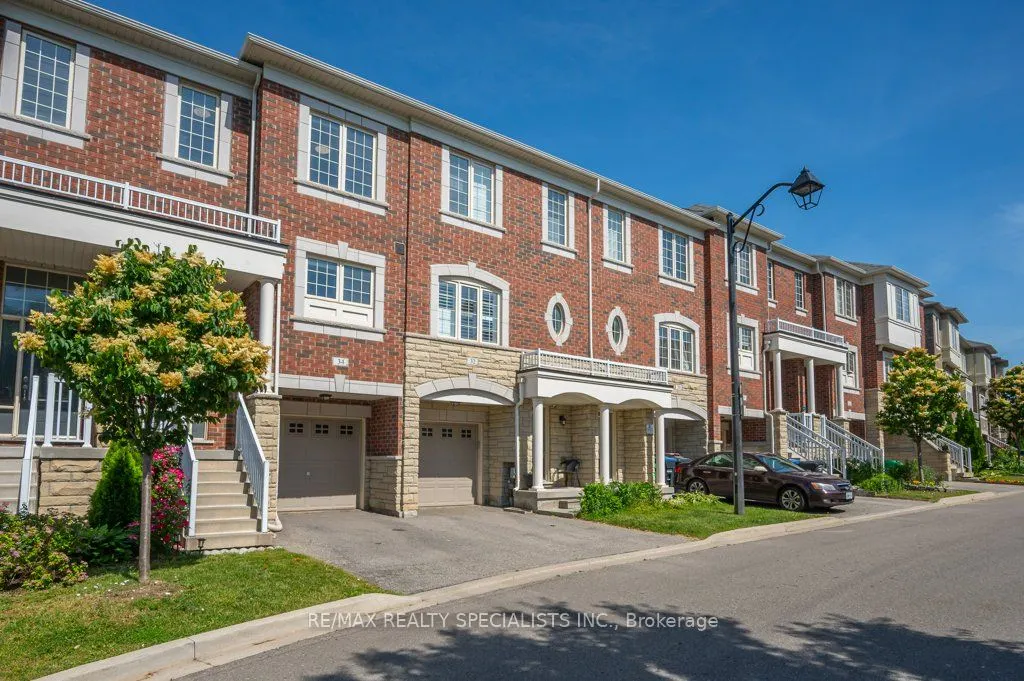 34 Aspen Hills Road #3