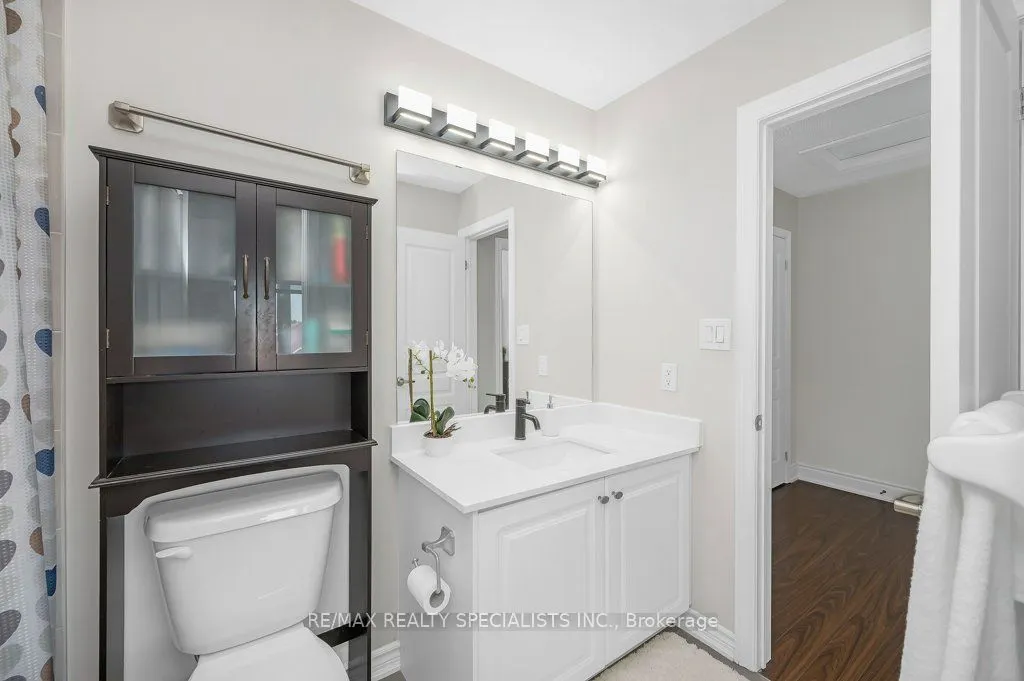 34 Aspen Hills Road #3