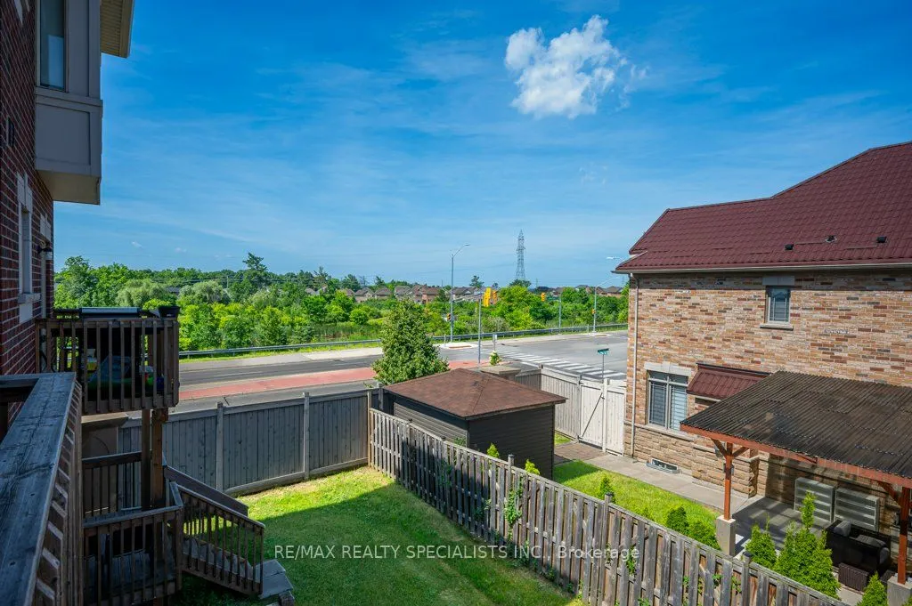 34 Aspen Hills Road #3