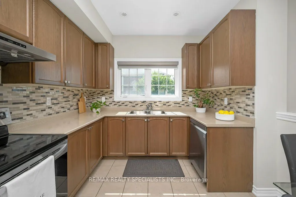 34 Aspen Hills Road #3