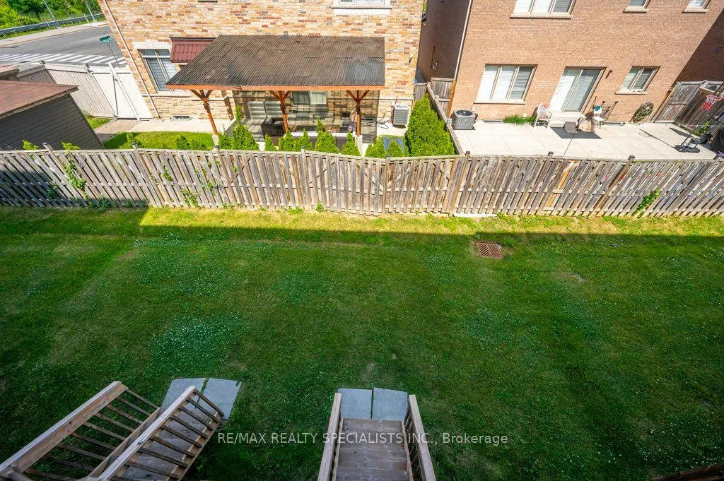 34 Aspen Hills Road #3
