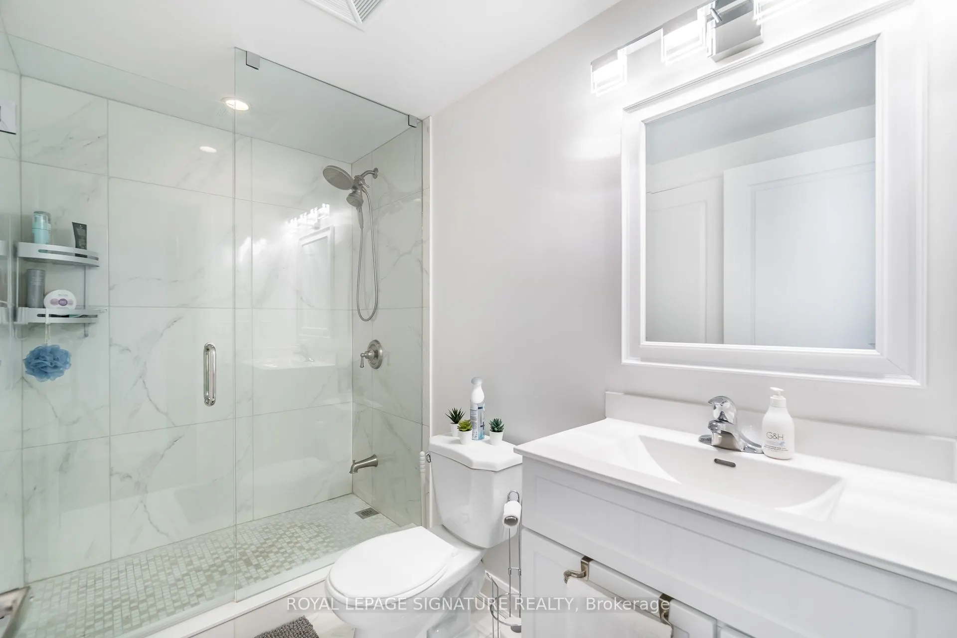 2230 Lakeshore Boulevard W #1802
