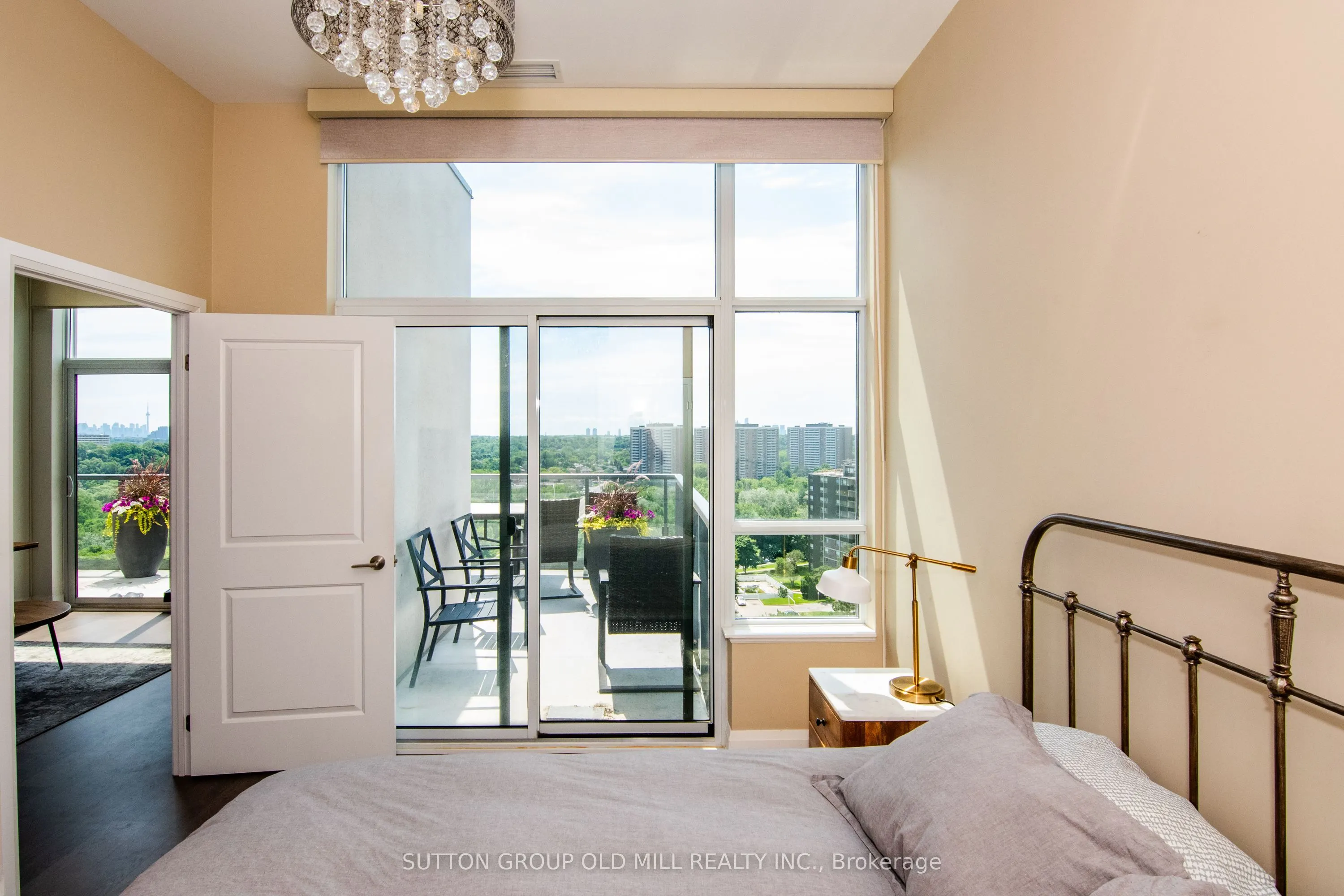 35 Fontenay Court #1207