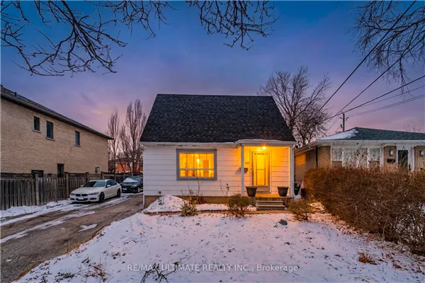 102 Aura Lea Boulevard