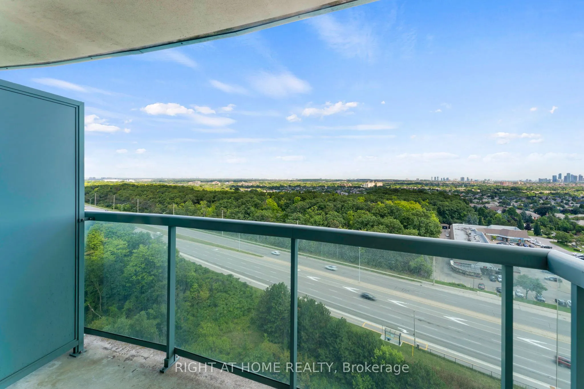 2545 Erin Centre Boulevard #1611