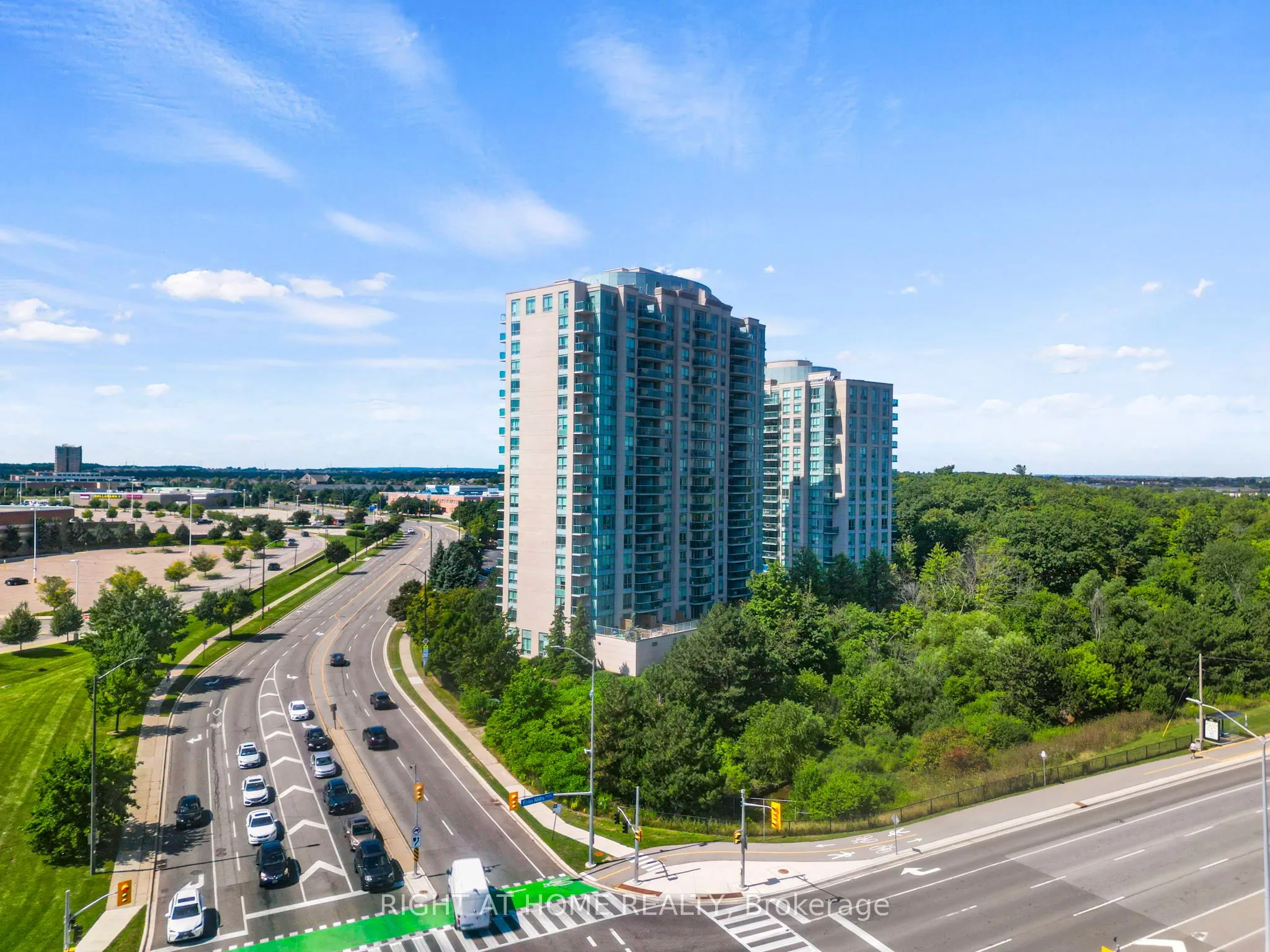 2545 Erin Centre Boulevard #1611