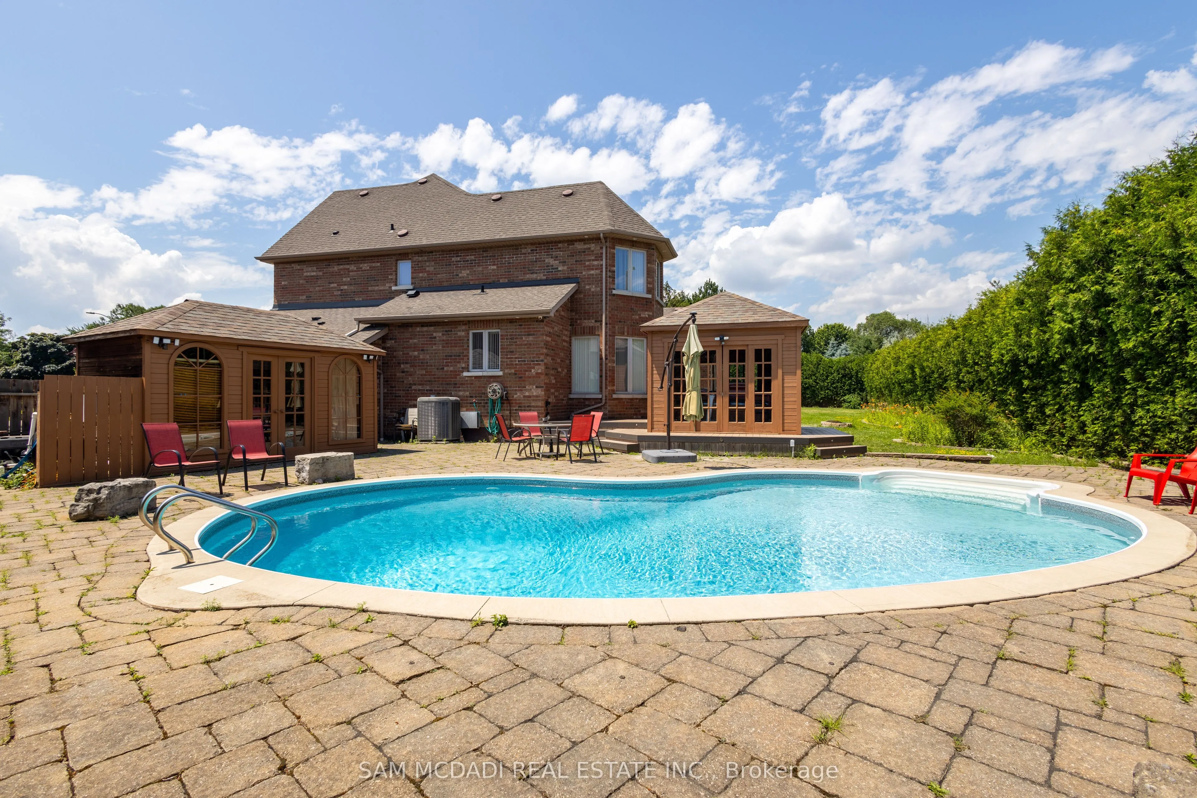 2489 Olinda Court