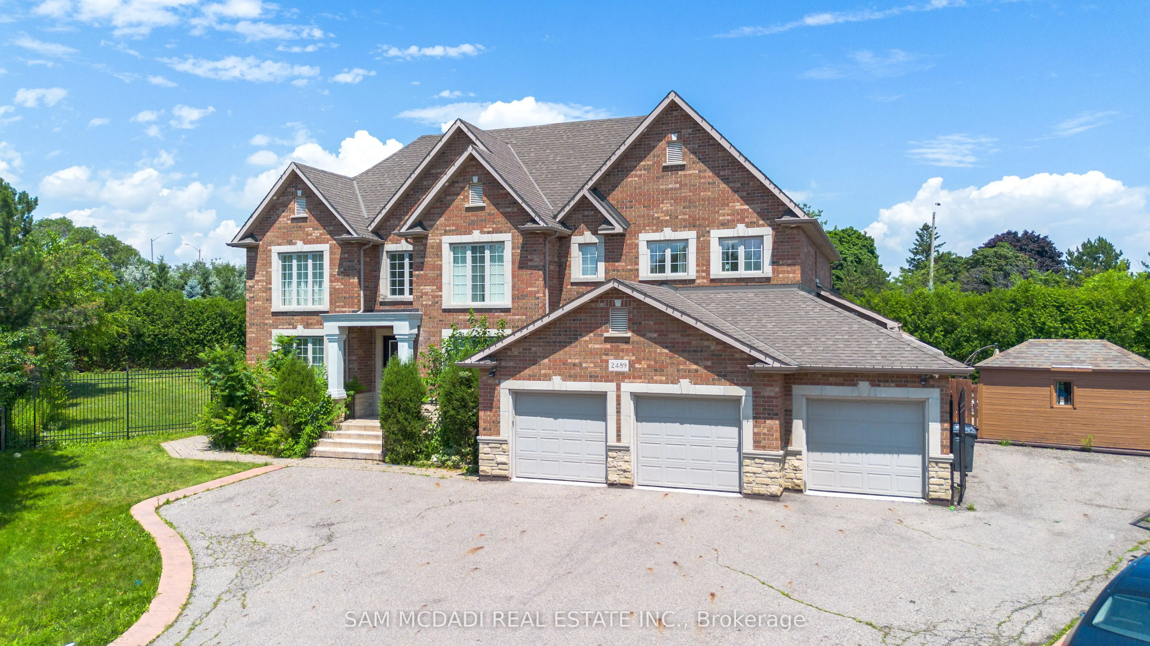 2489 Olinda Court