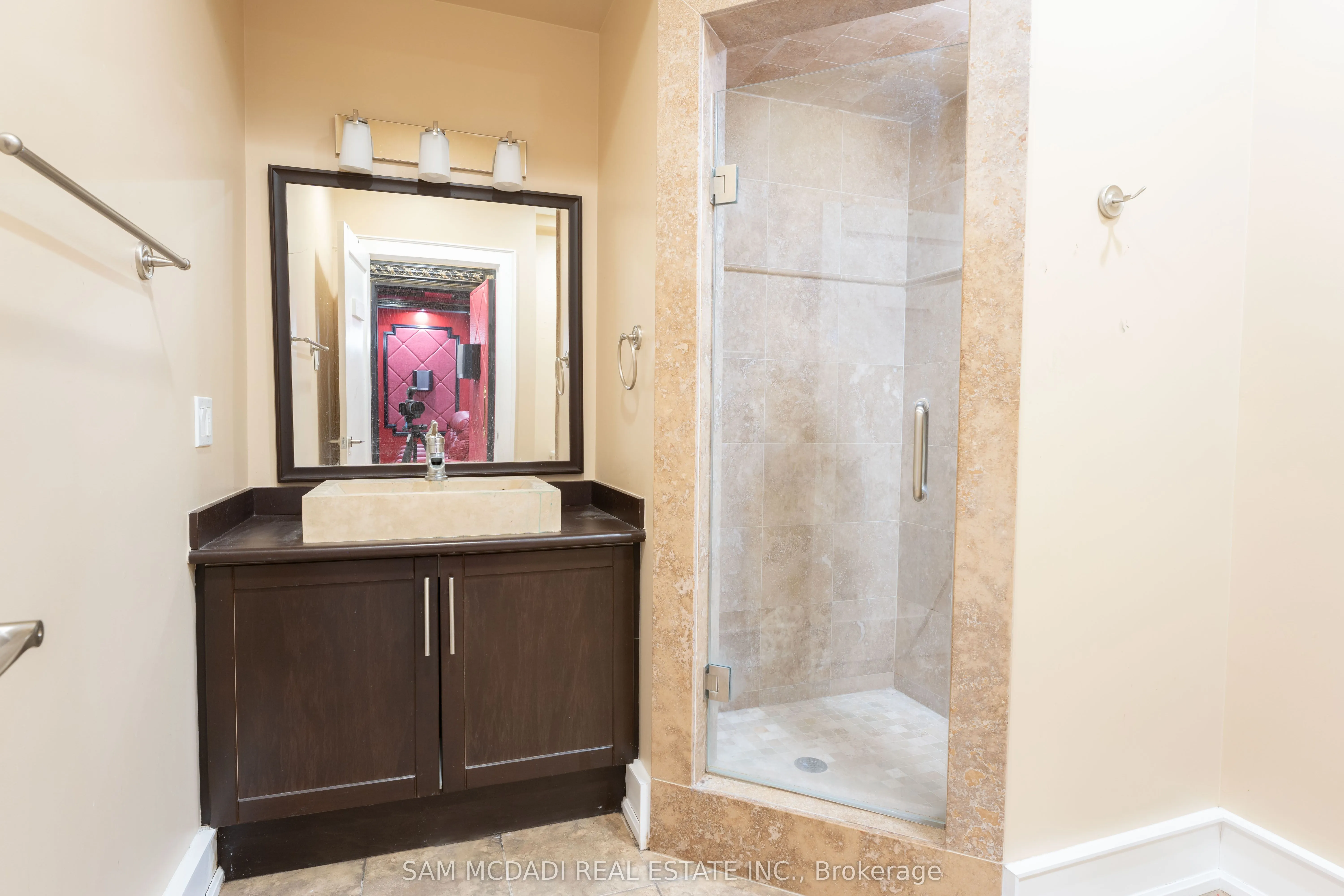 2489 Olinda Court