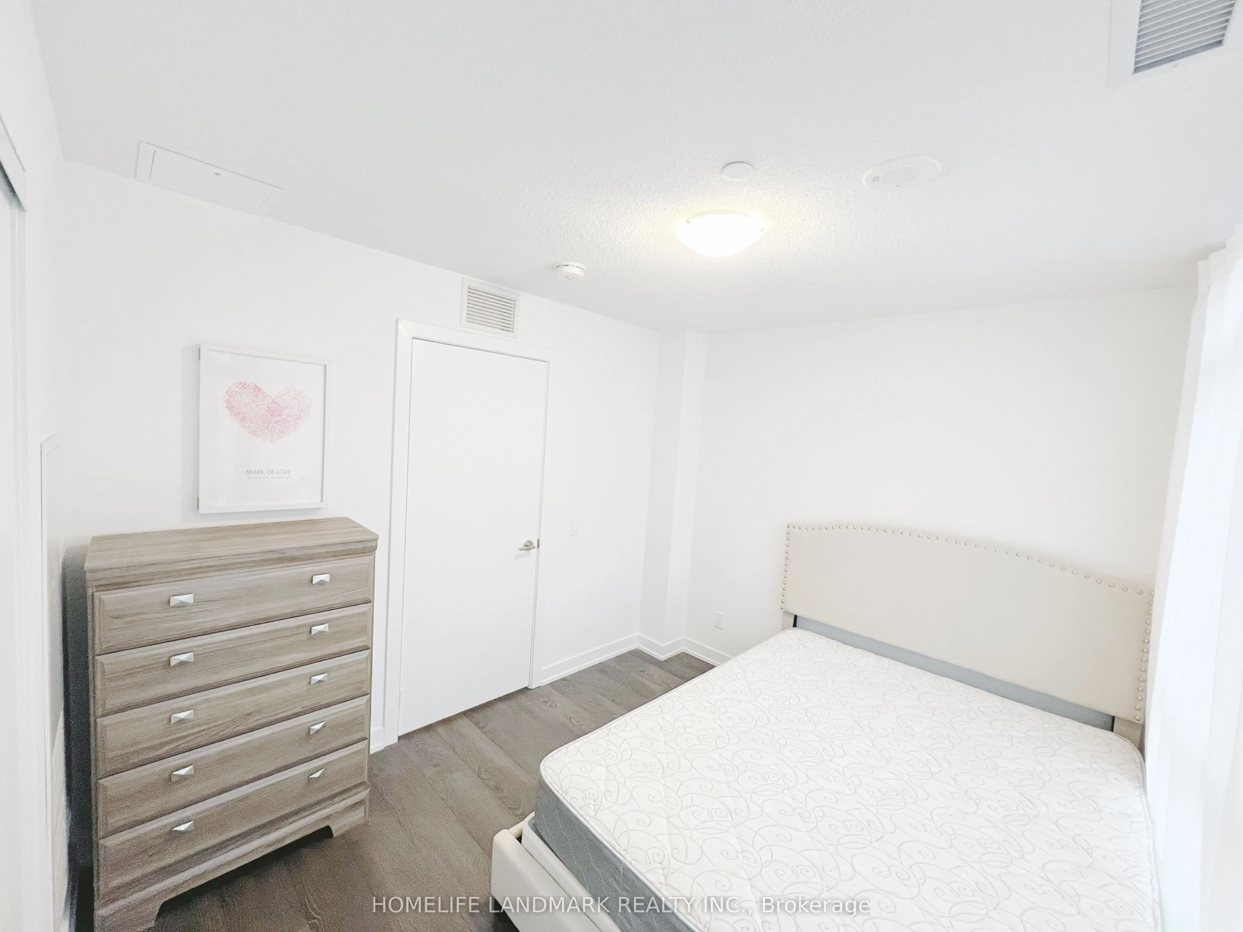 251 Manitoba Street #125