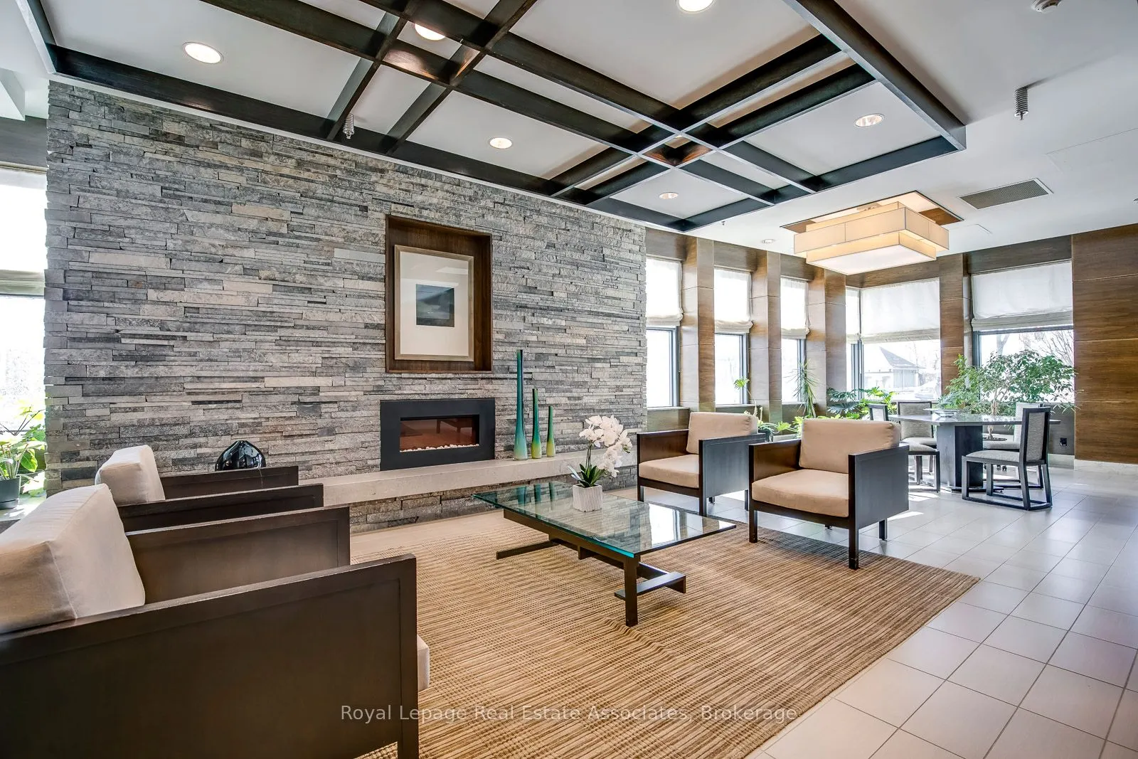 1 Hurontario Street #308