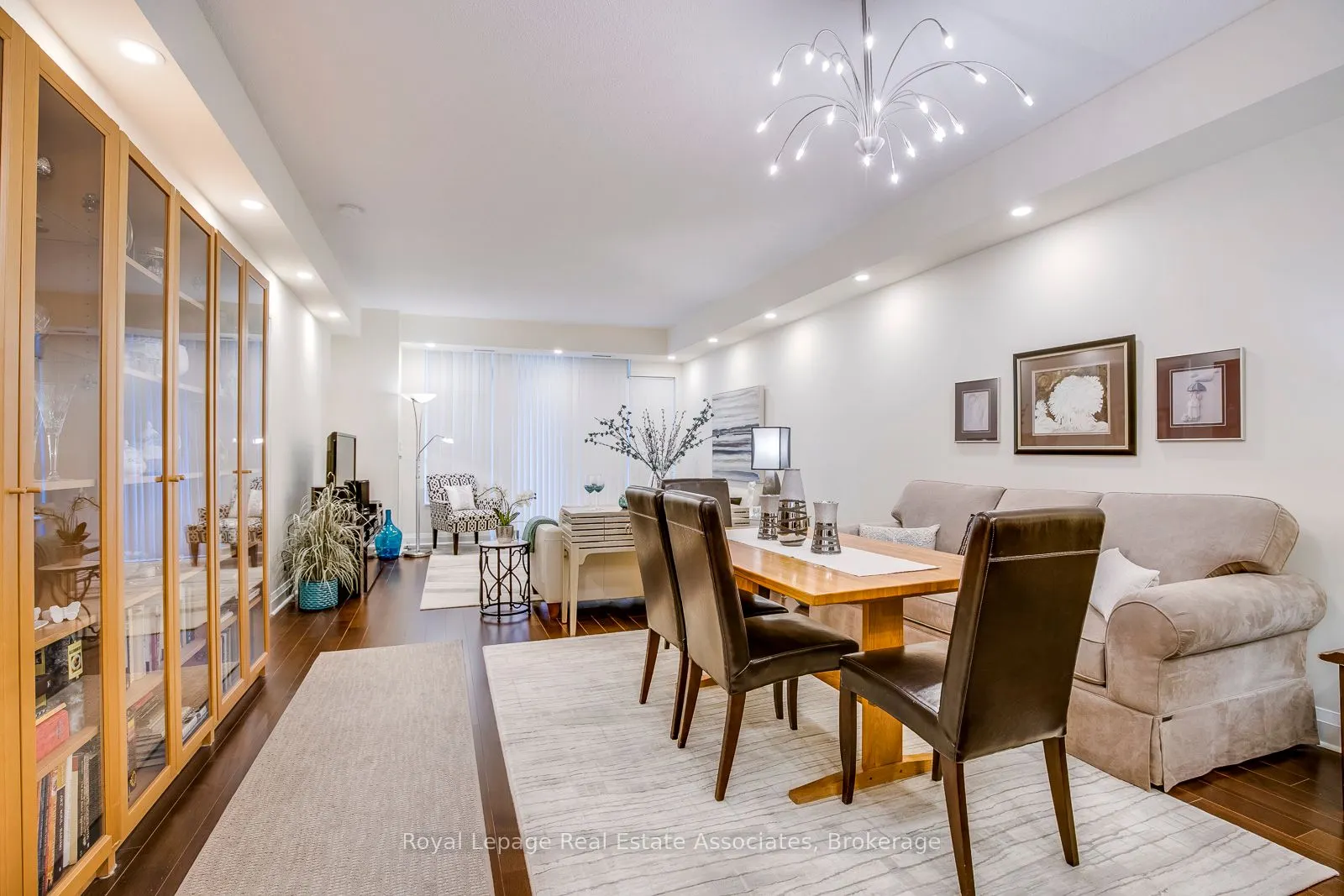 1 Hurontario Street #308