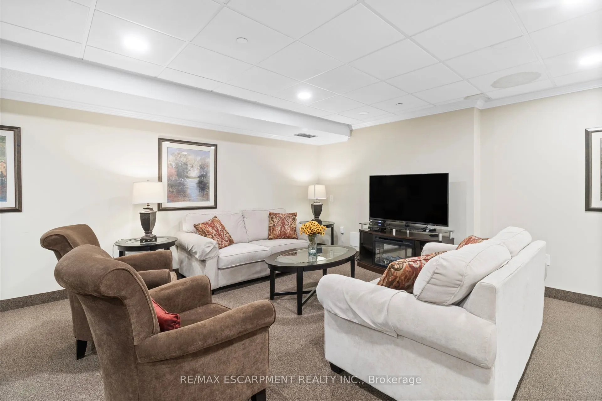 5070 Pinedale Avenue #302