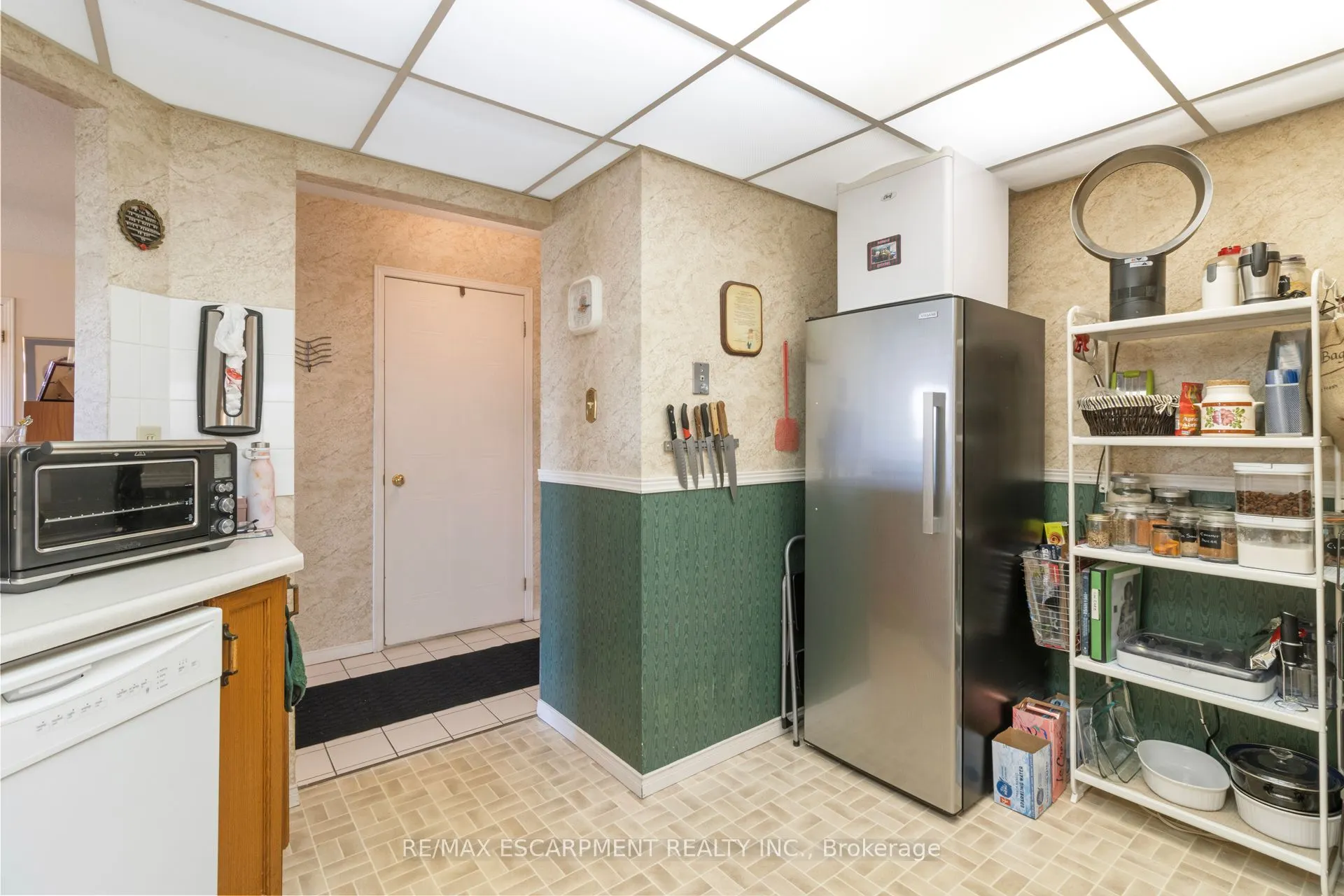 5070 Pinedale Avenue #302