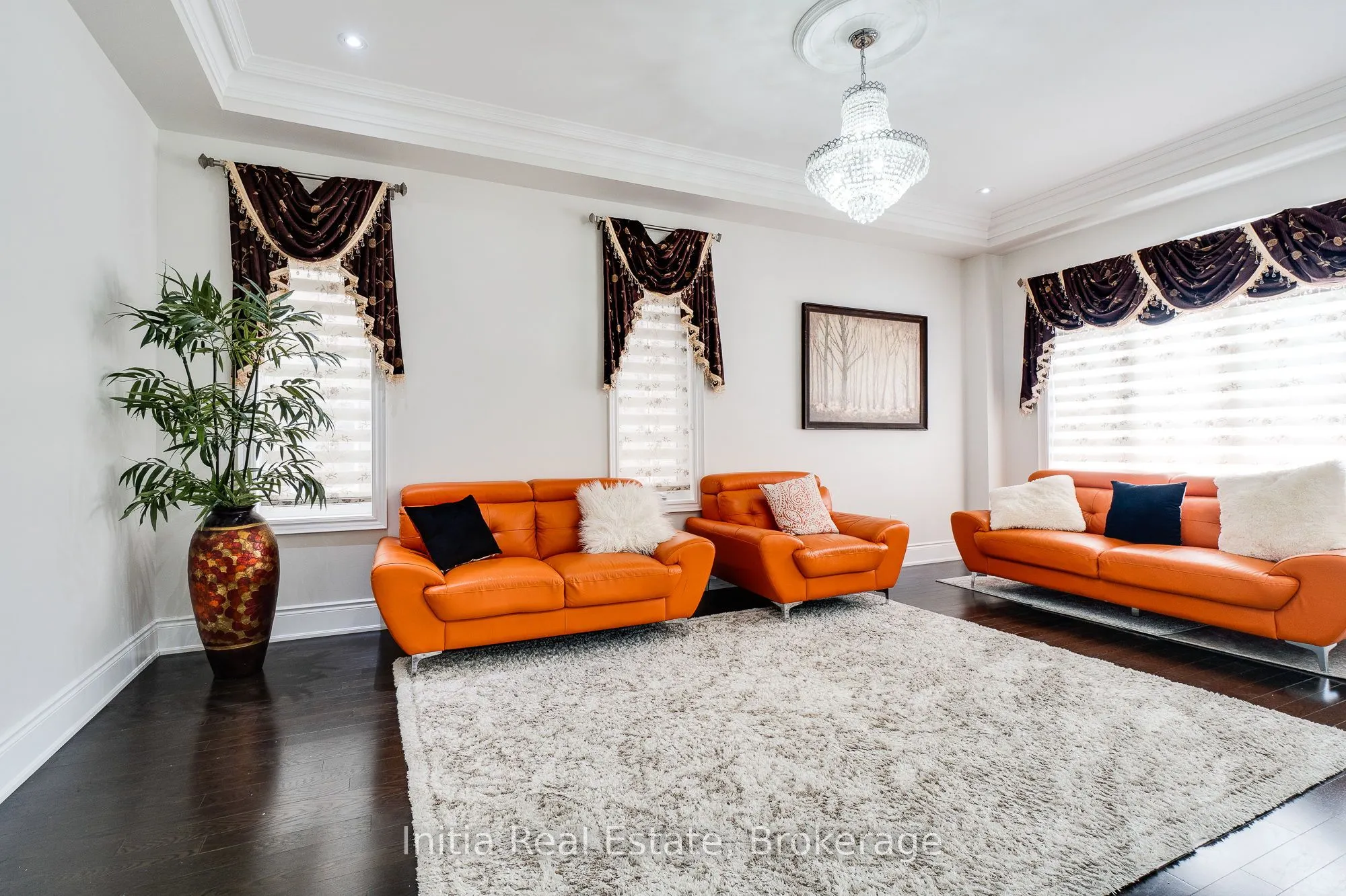 12 Erintown Crescent S