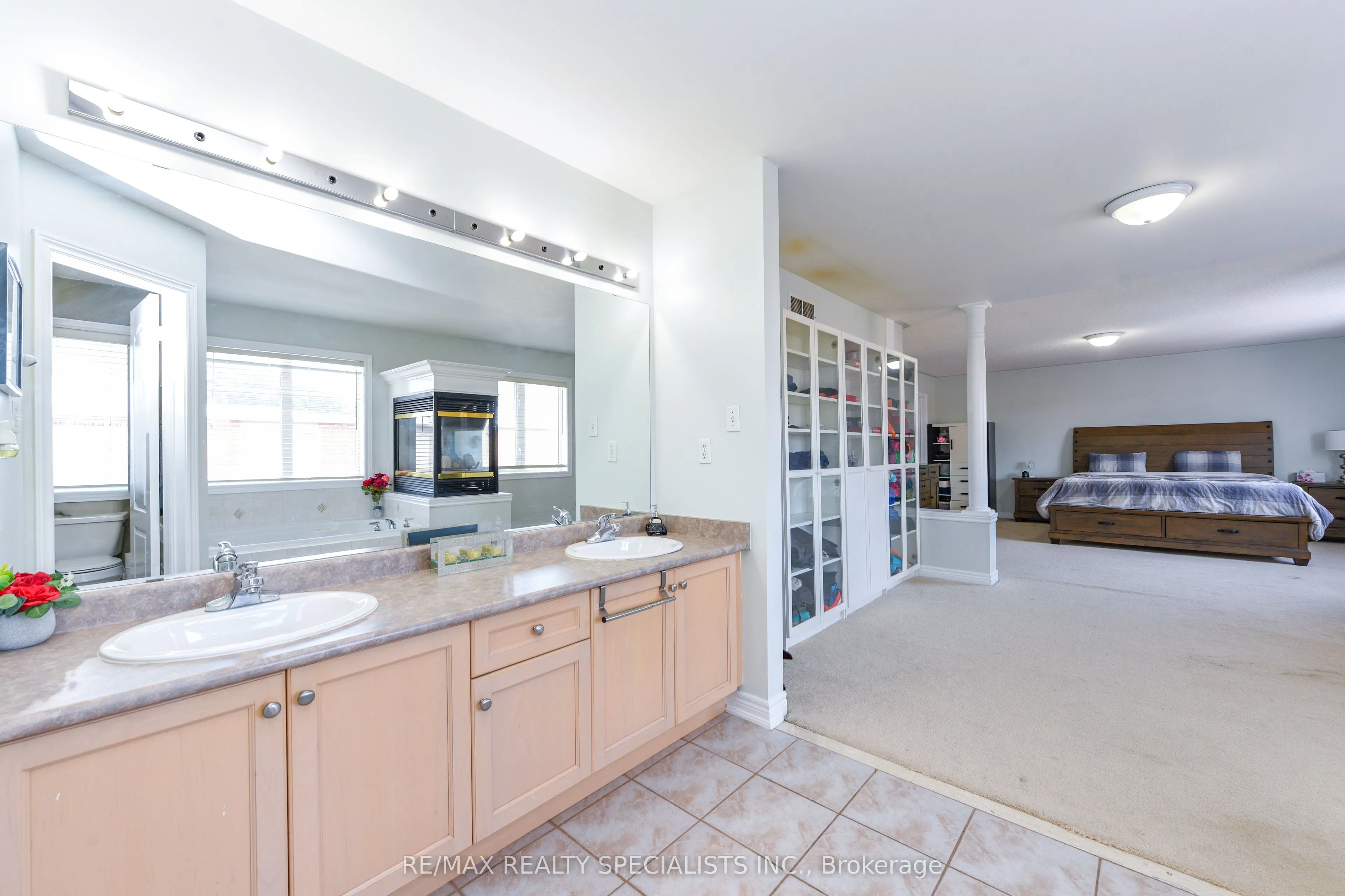 41 Madronna Gardens