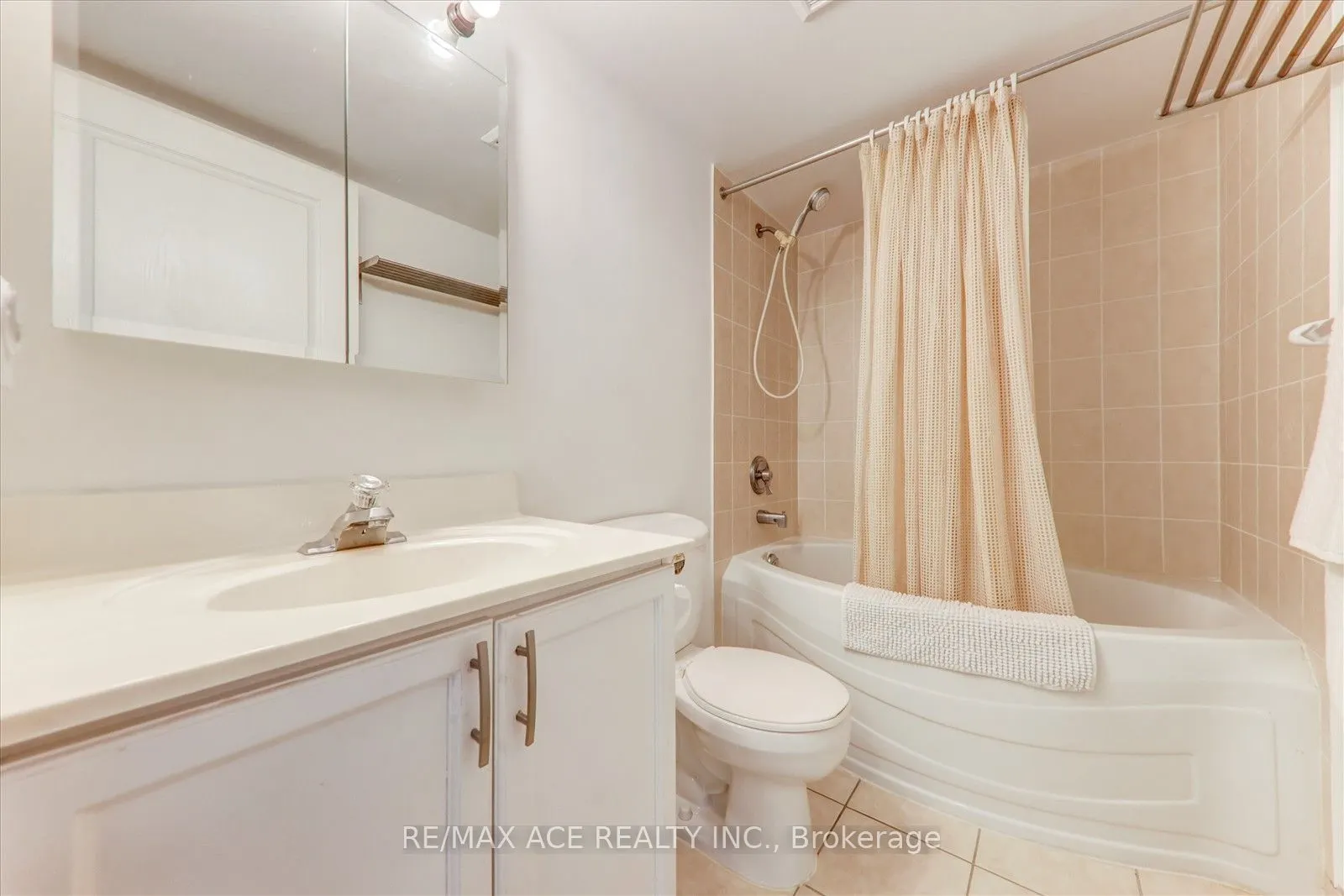 2545 Erin Centre Boulevard #1803