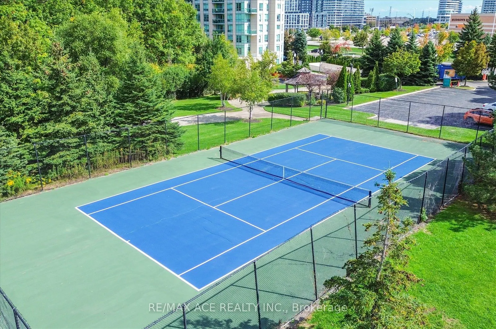 2545 Erin Centre Boulevard #1803
