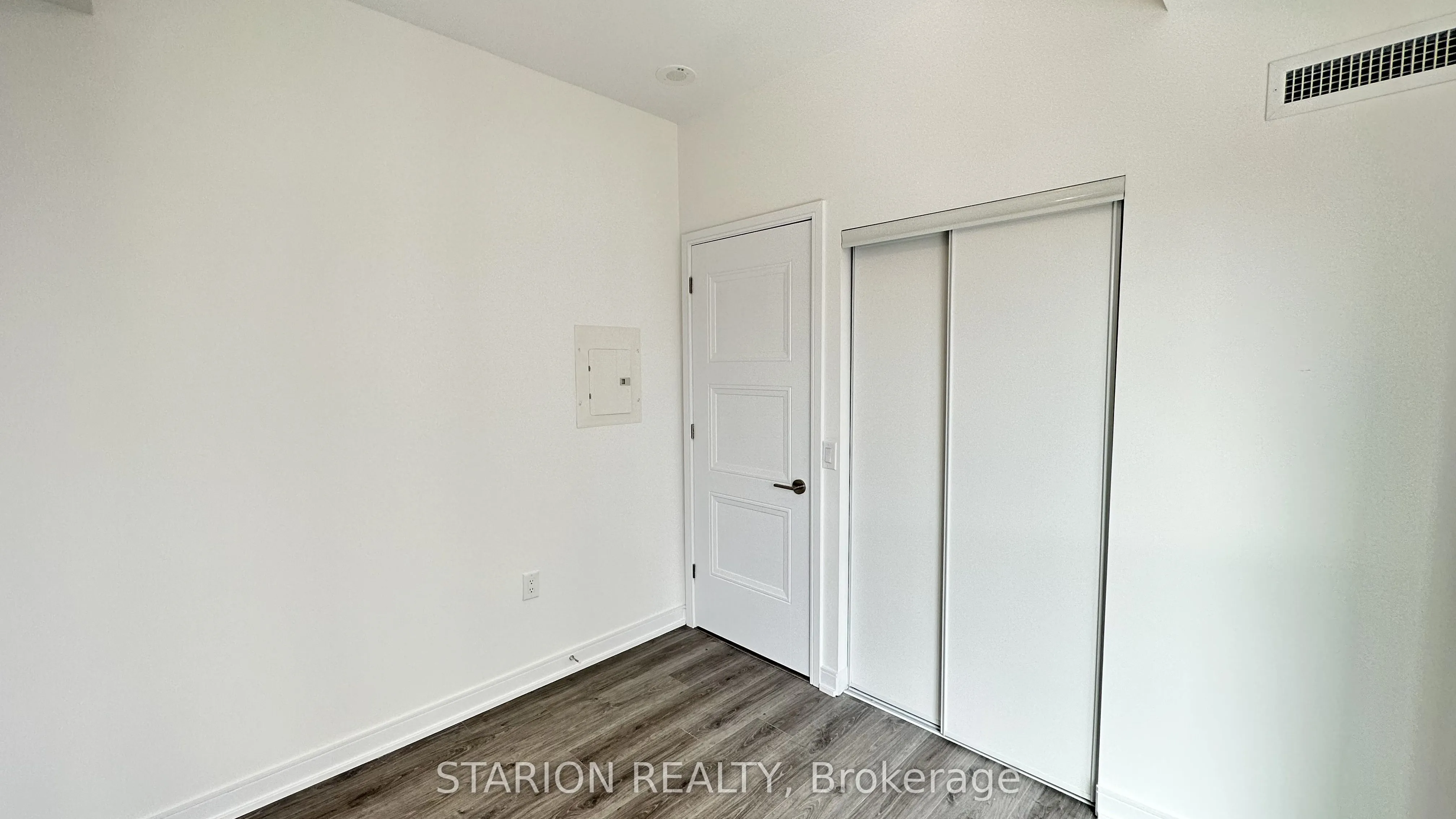 25 Neighbourhood Lane #513