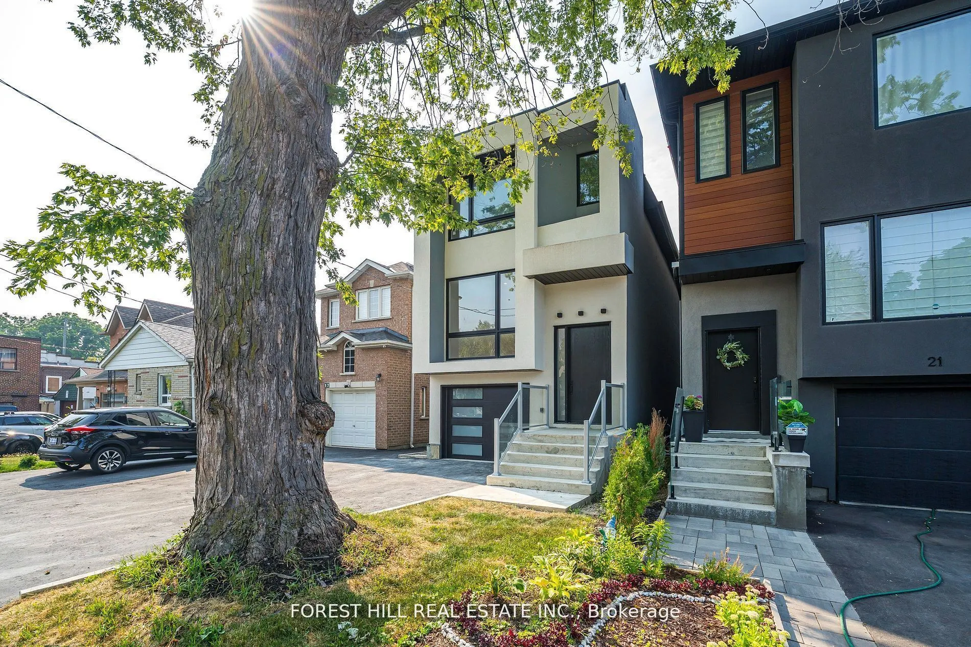 19 Simpson Avenue