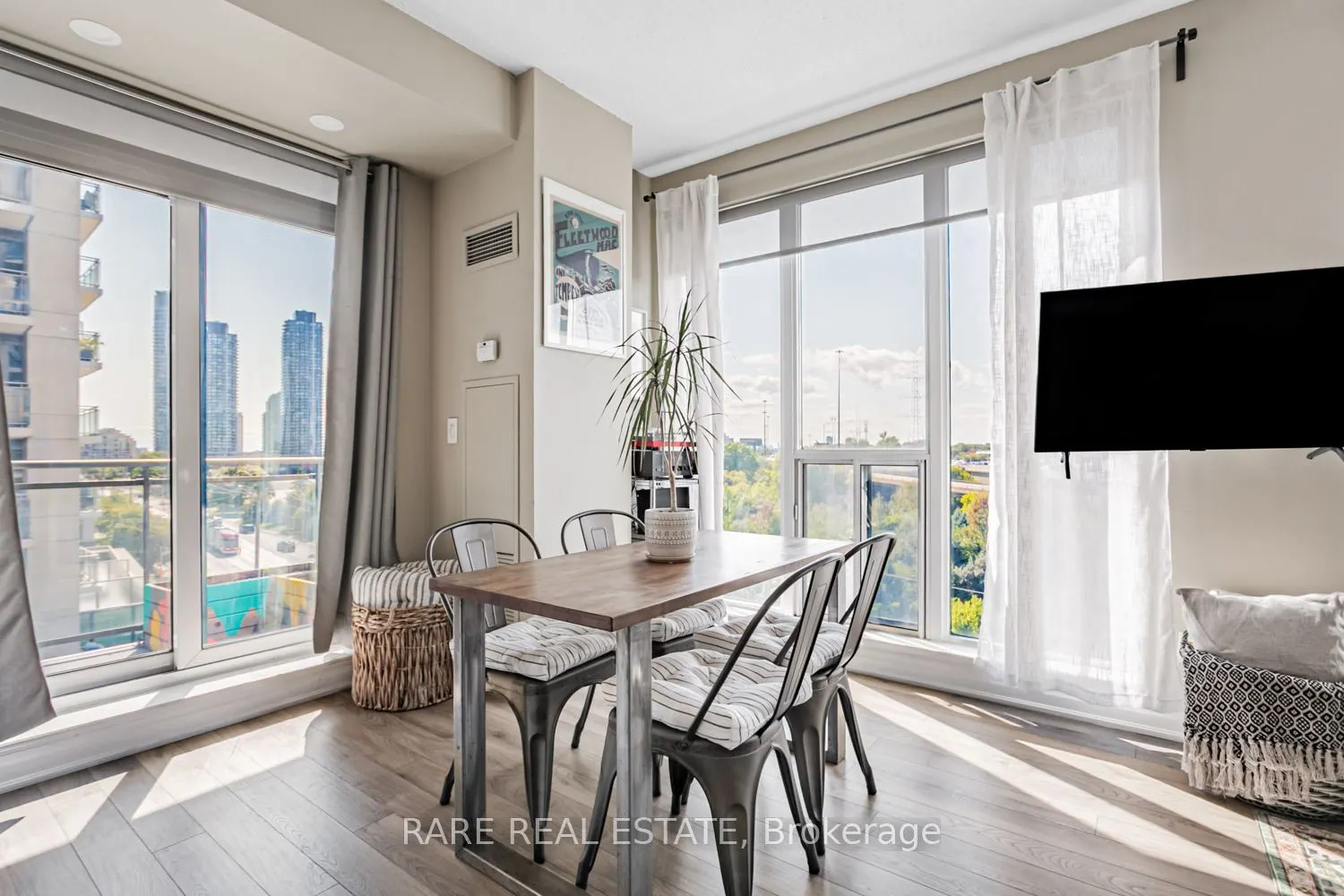 2119 Lake Shore Boulevard W #703