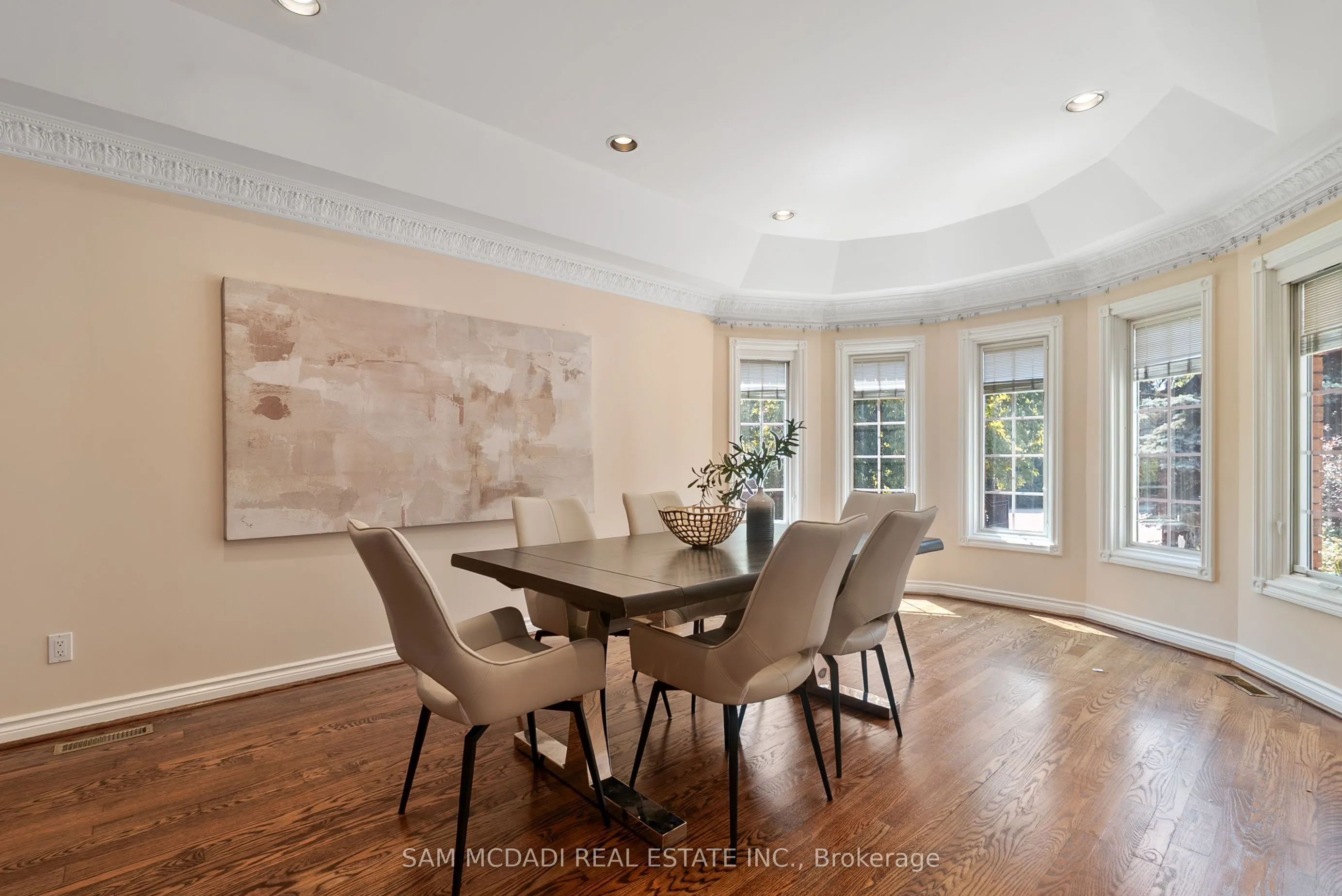 2339 Glengarry Road