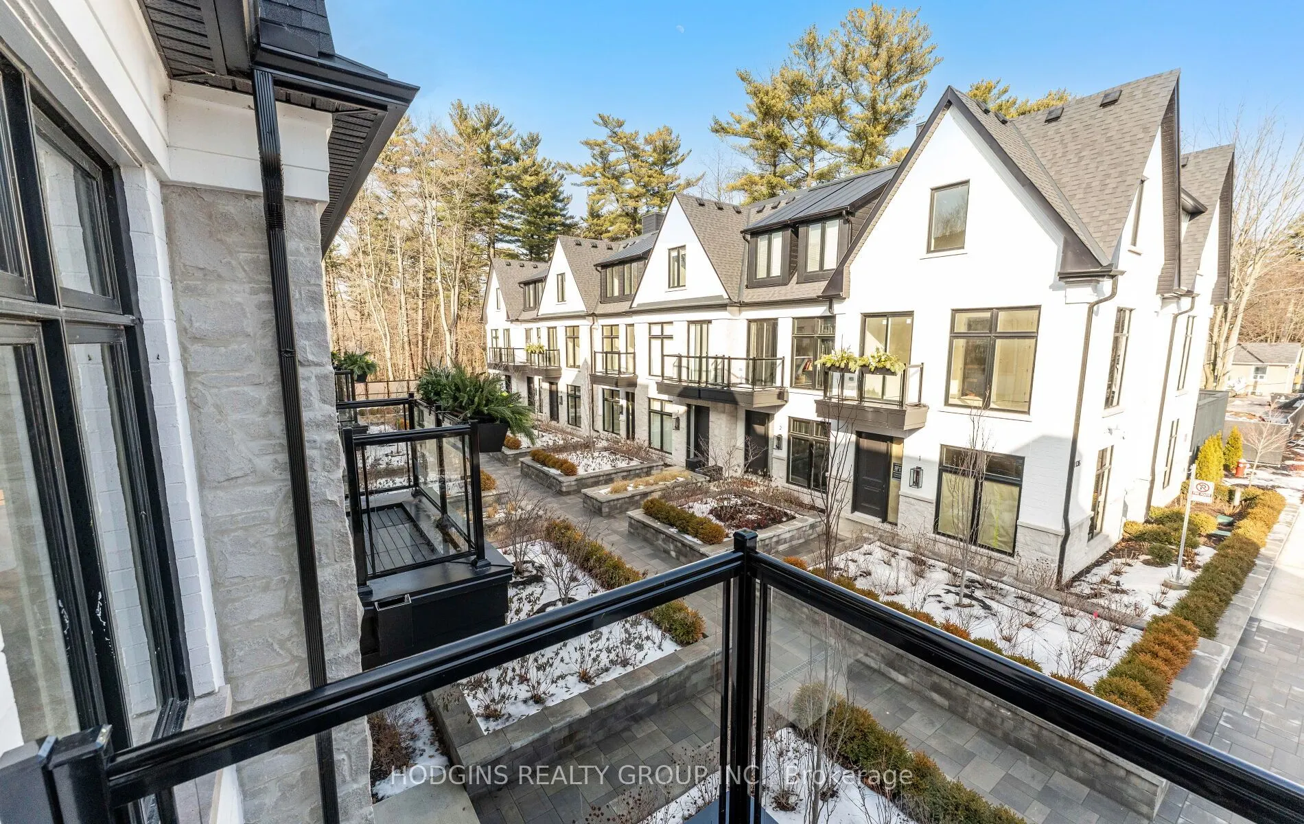 1136 Mona Road #4