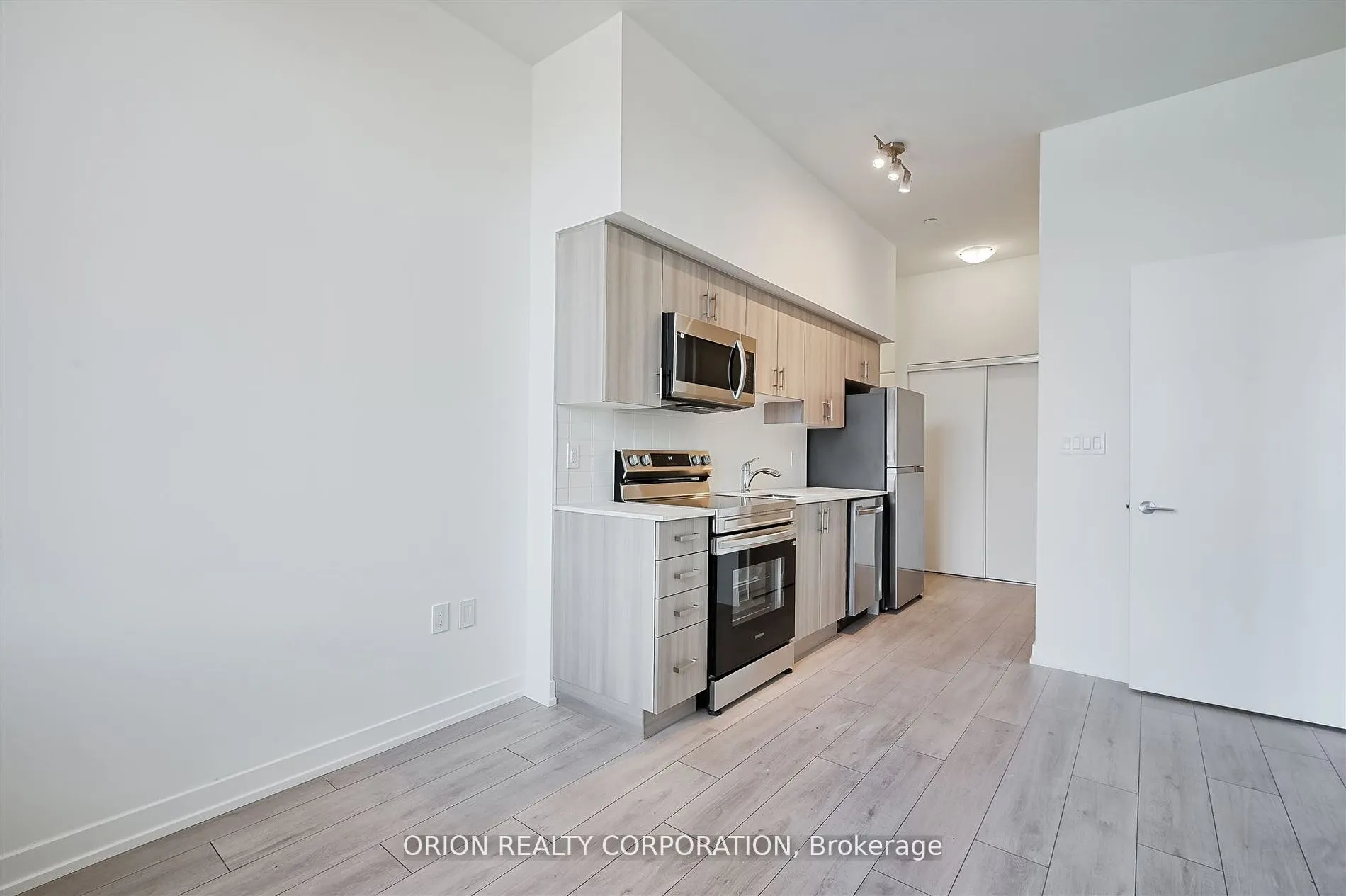 556 Marlee Avenue #110