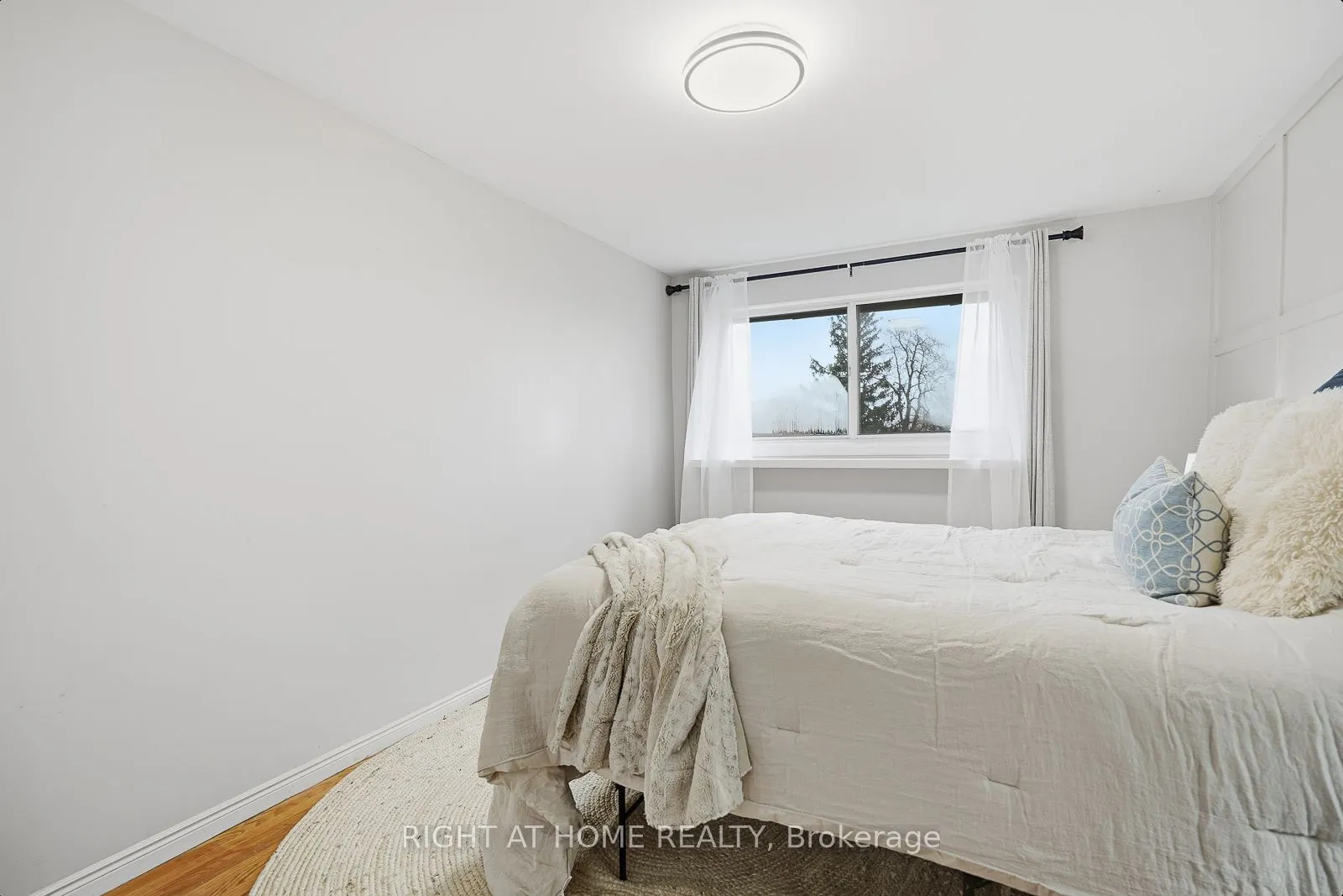 216 Fleetwood Crescent #177