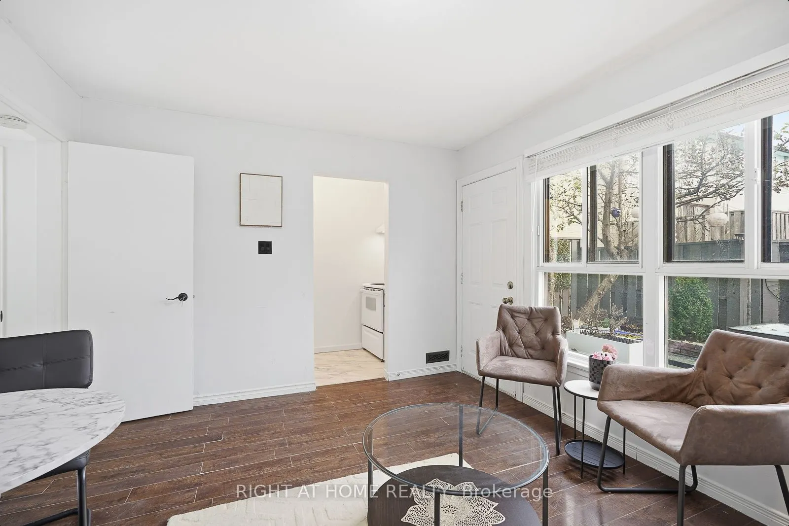 216 Fleetwood Crescent #177