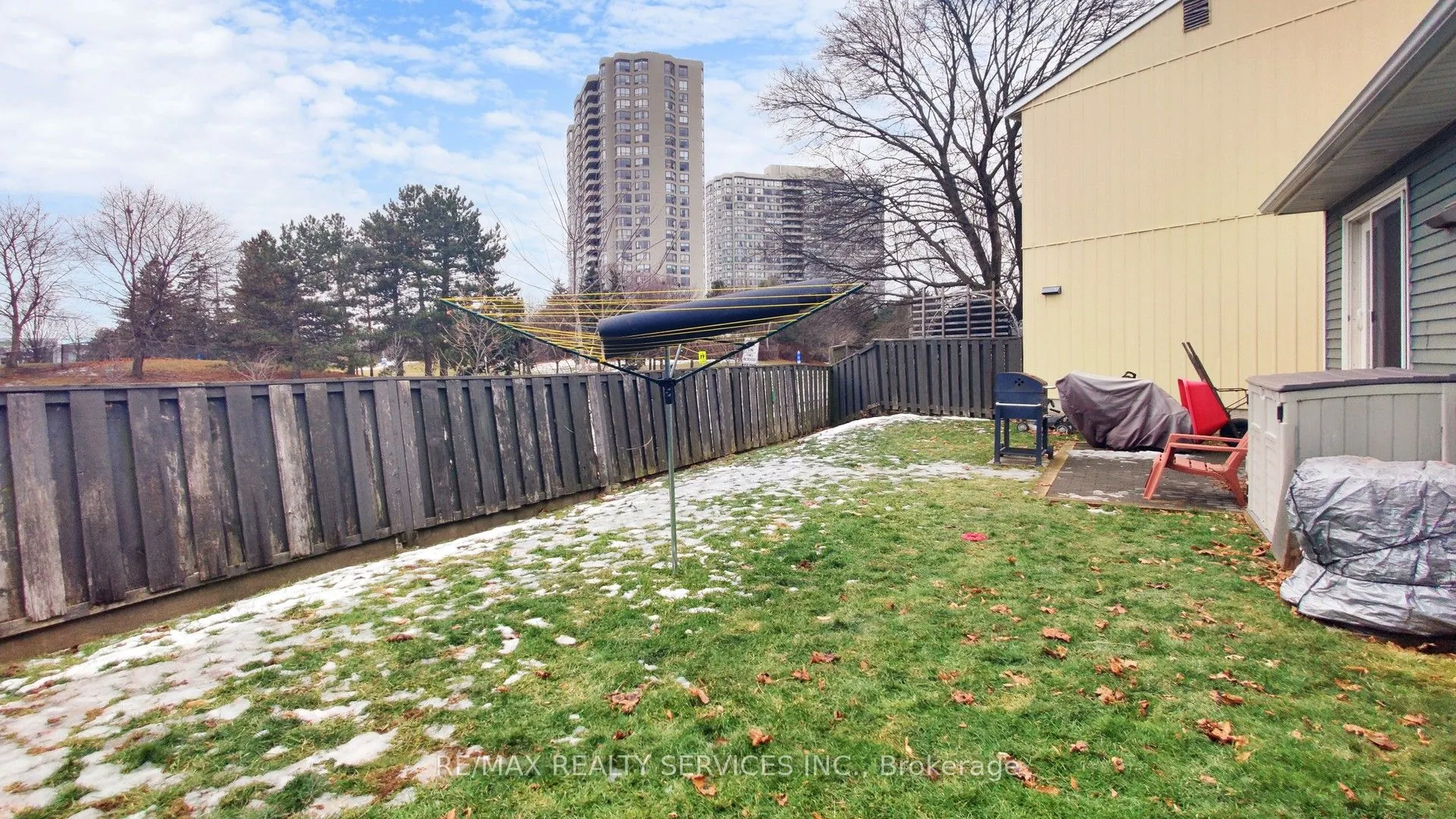 87 Huntingwood Crescent