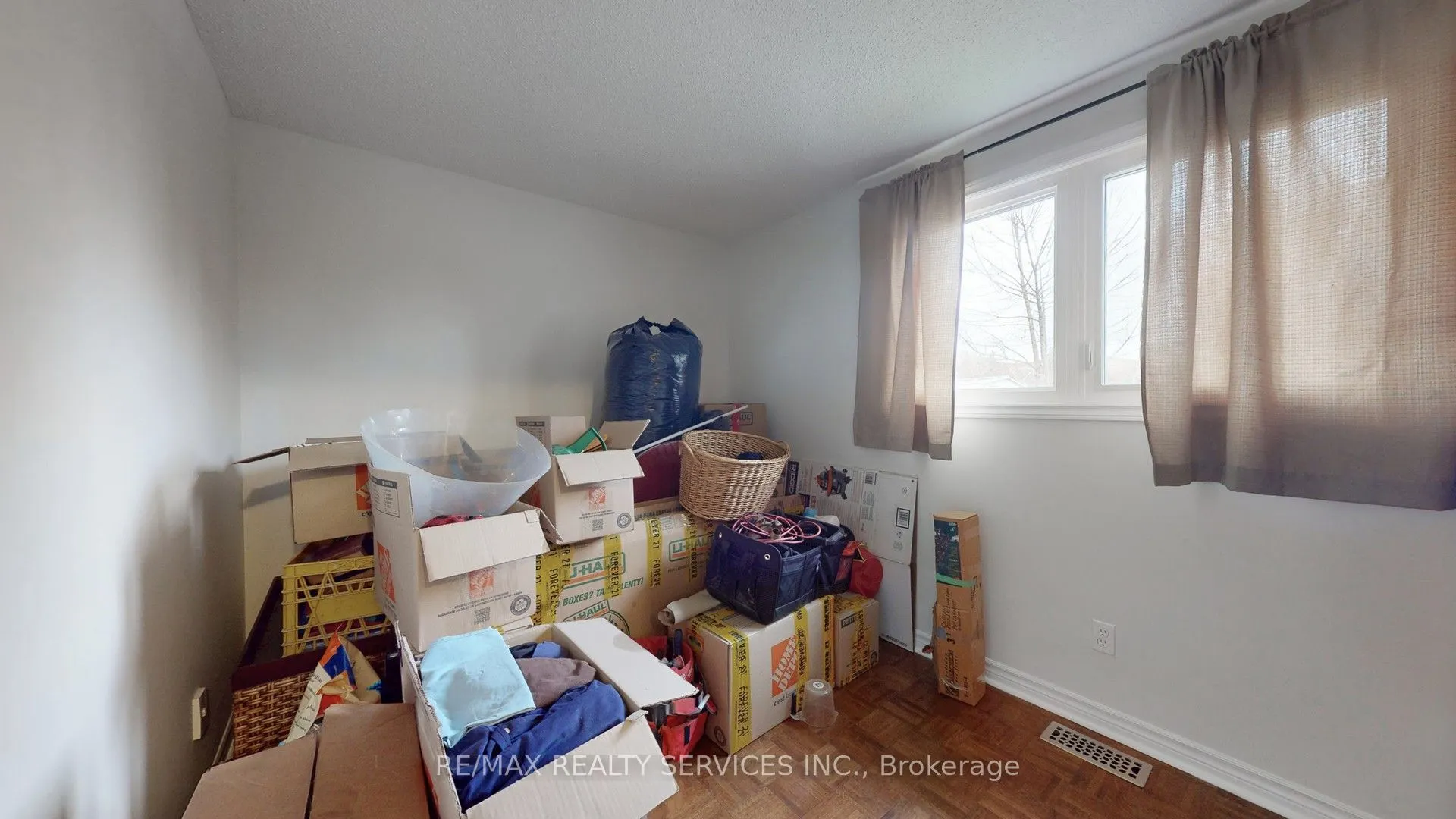 87 Huntingwood Crescent