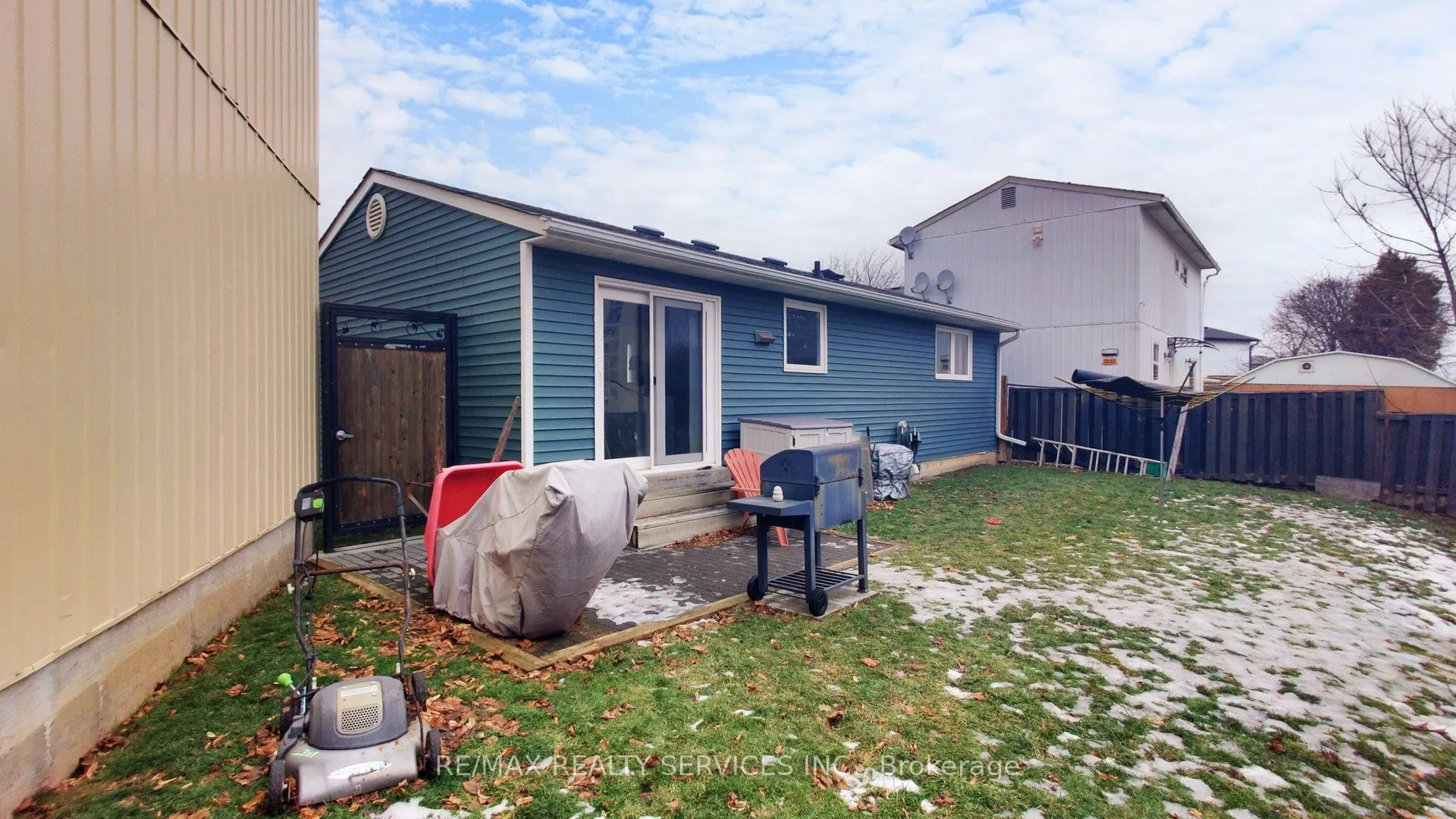 87 Huntingwood Crescent