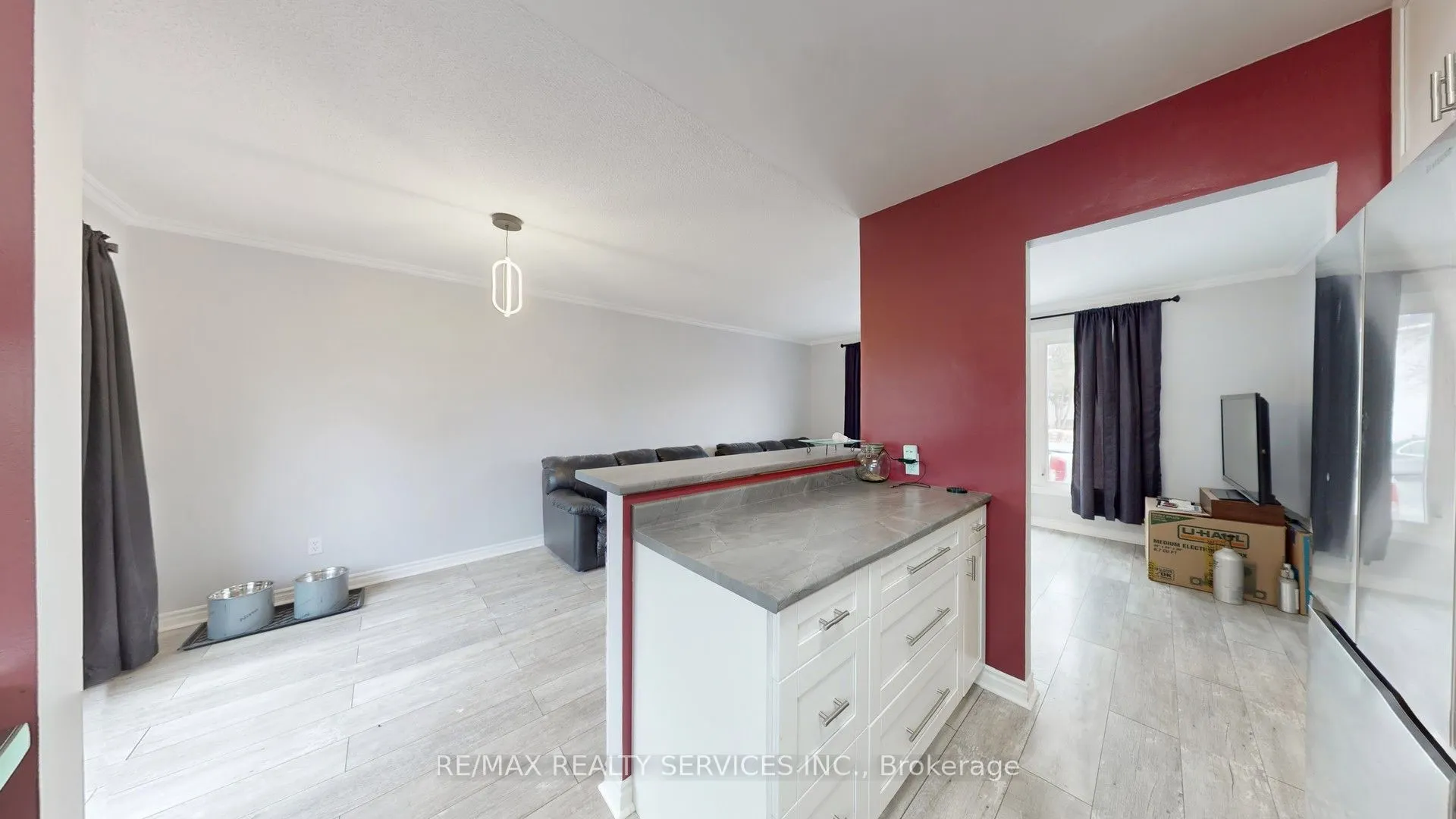 87 Huntingwood Crescent