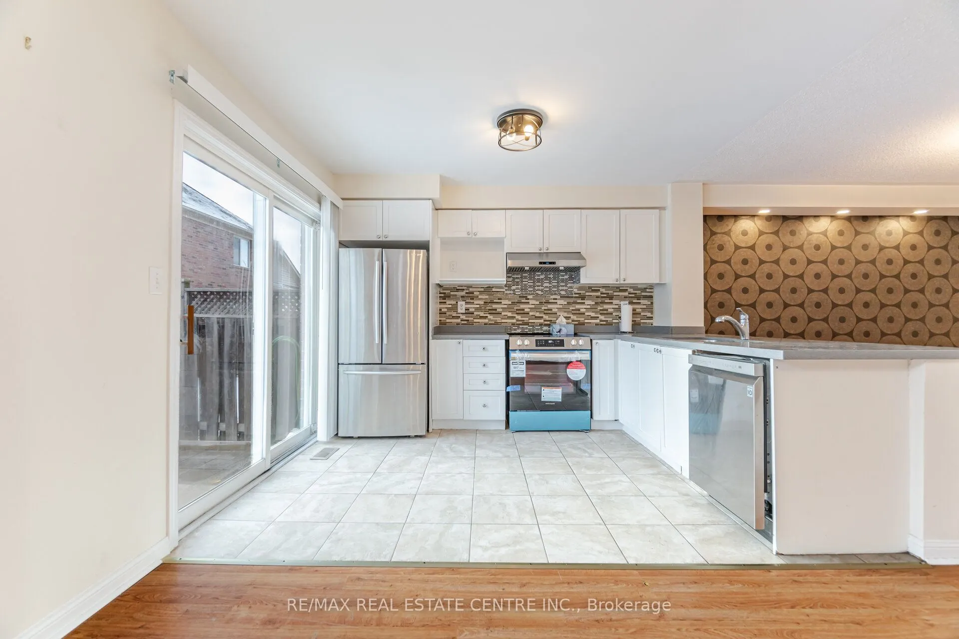 454 Collis Court