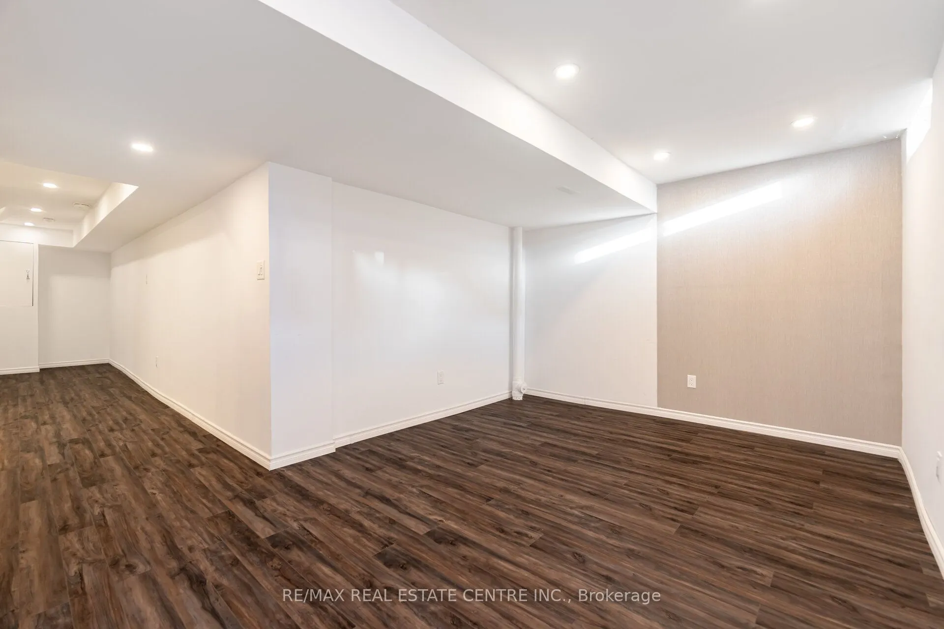 454 Collis Court