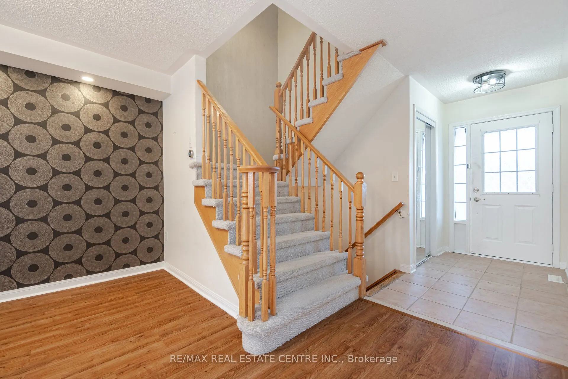 454 Collis Court